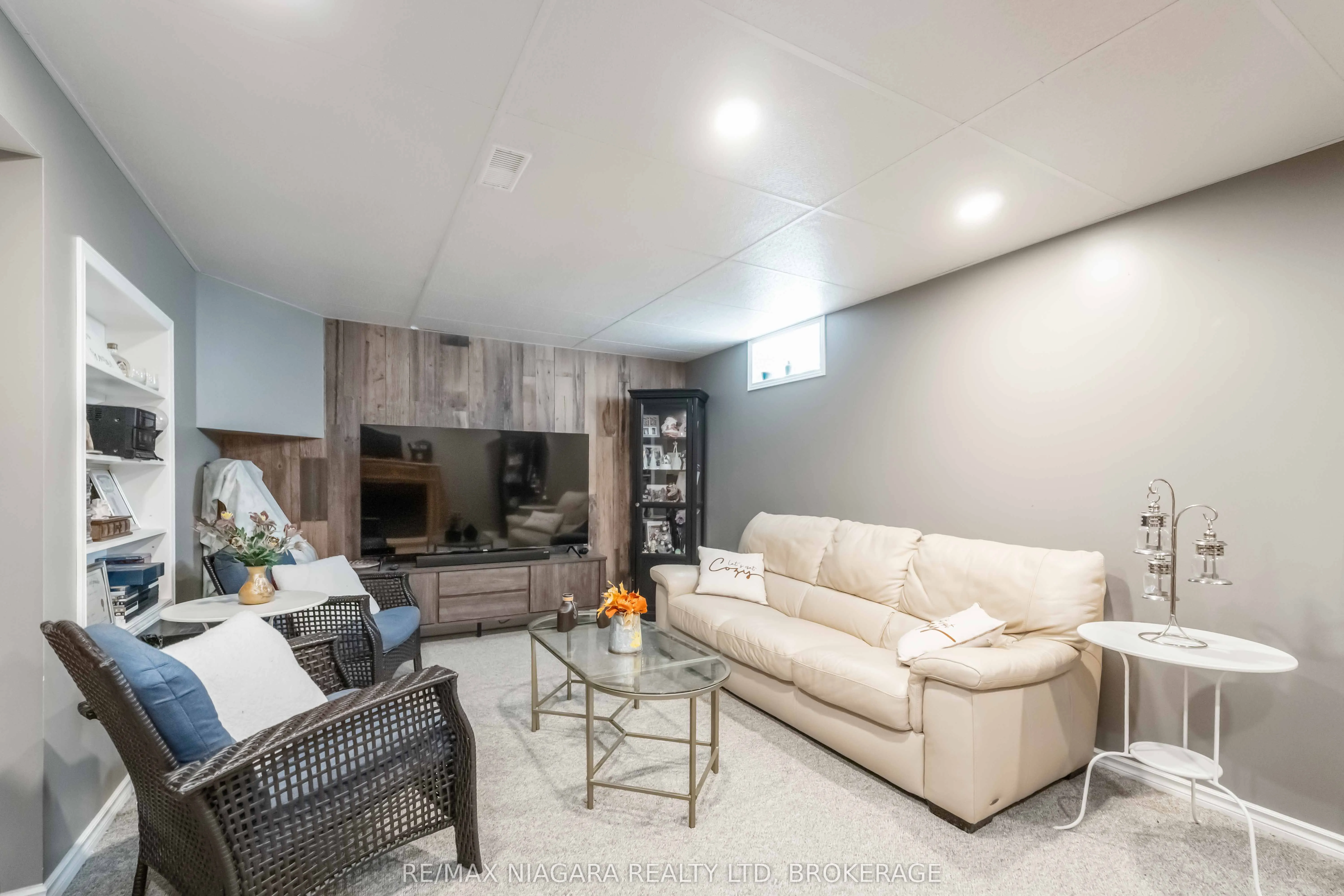 125 Woodlawn Road, #3