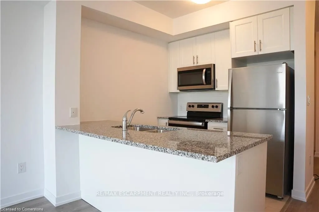 450 Dundas Street E, #336