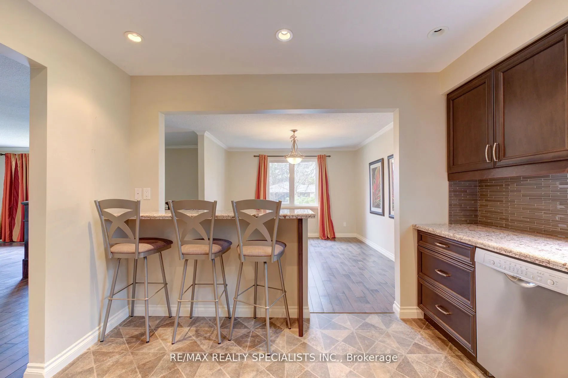68 Oriole Parkway