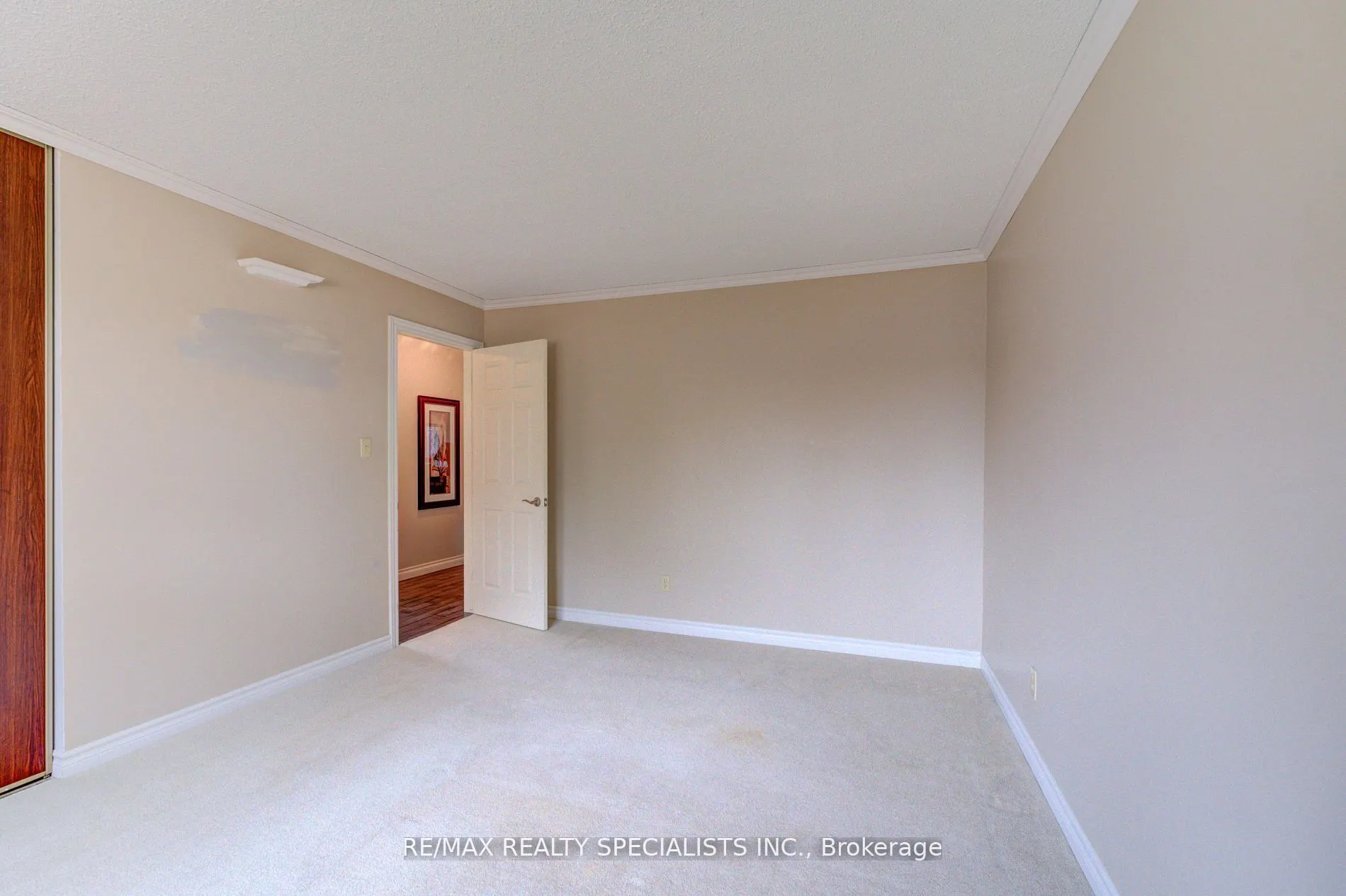 68 Oriole Parkway