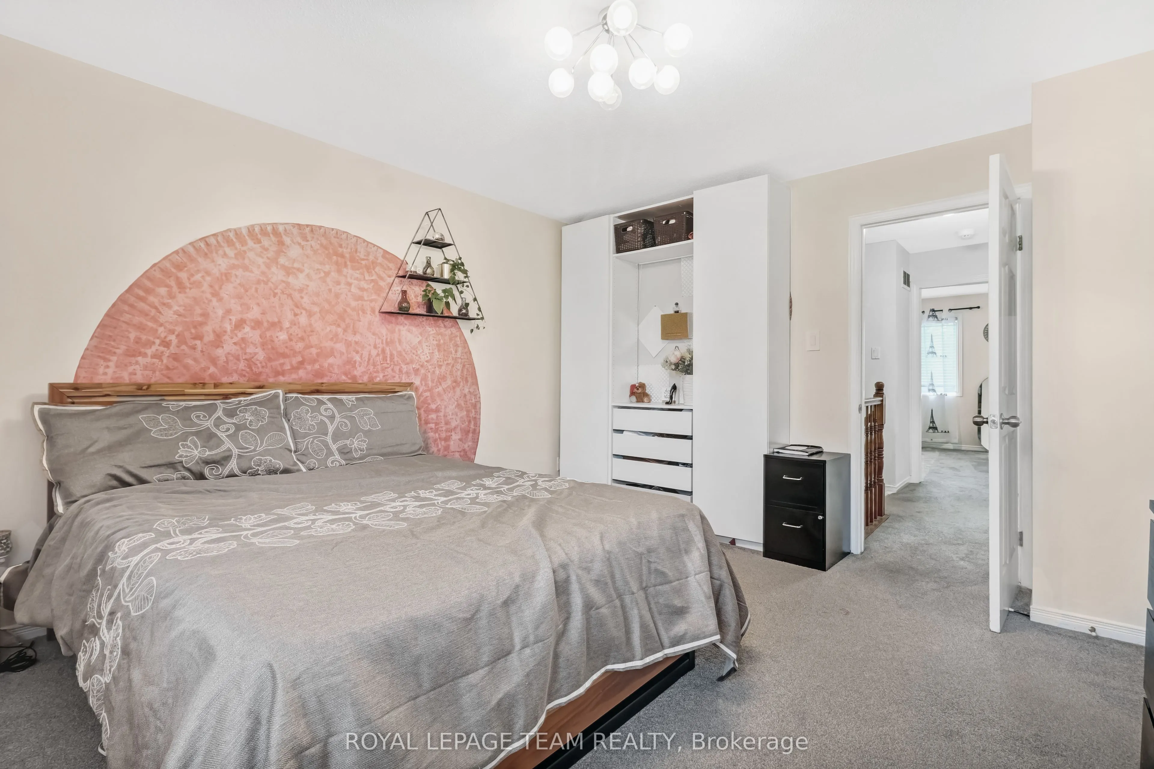 163 Markland Crescent