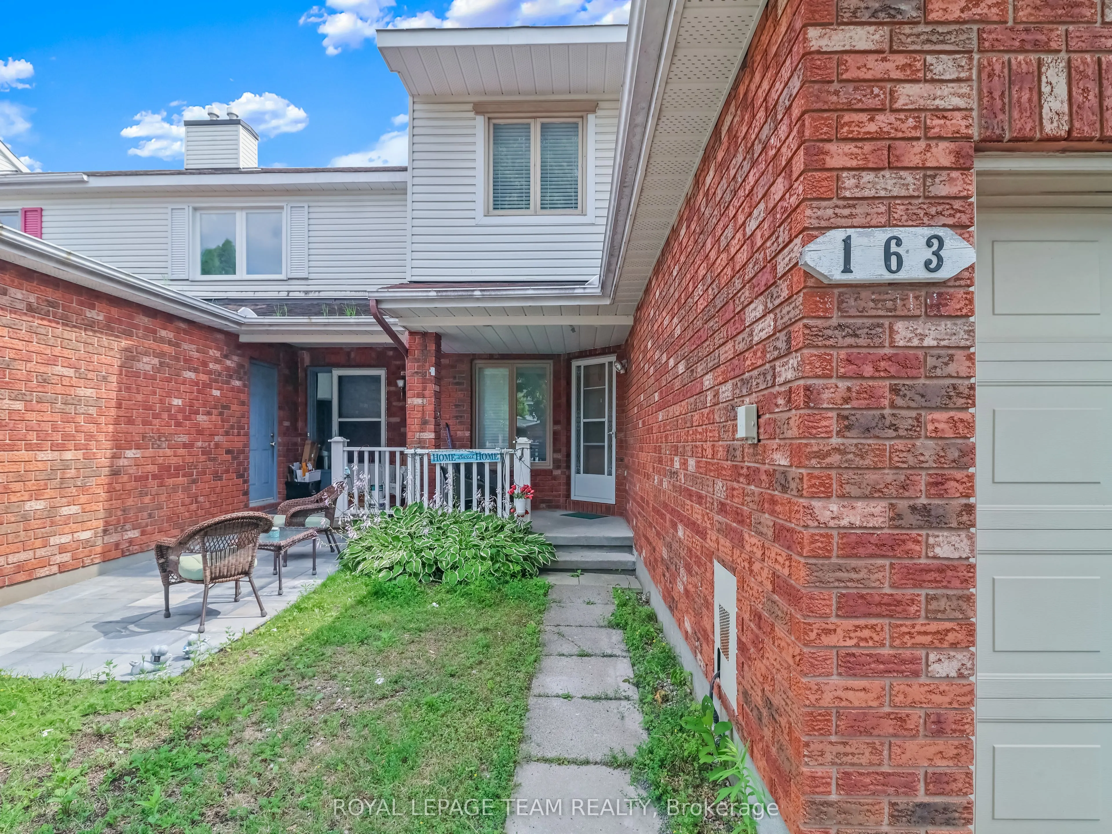 163 Markland Crescent