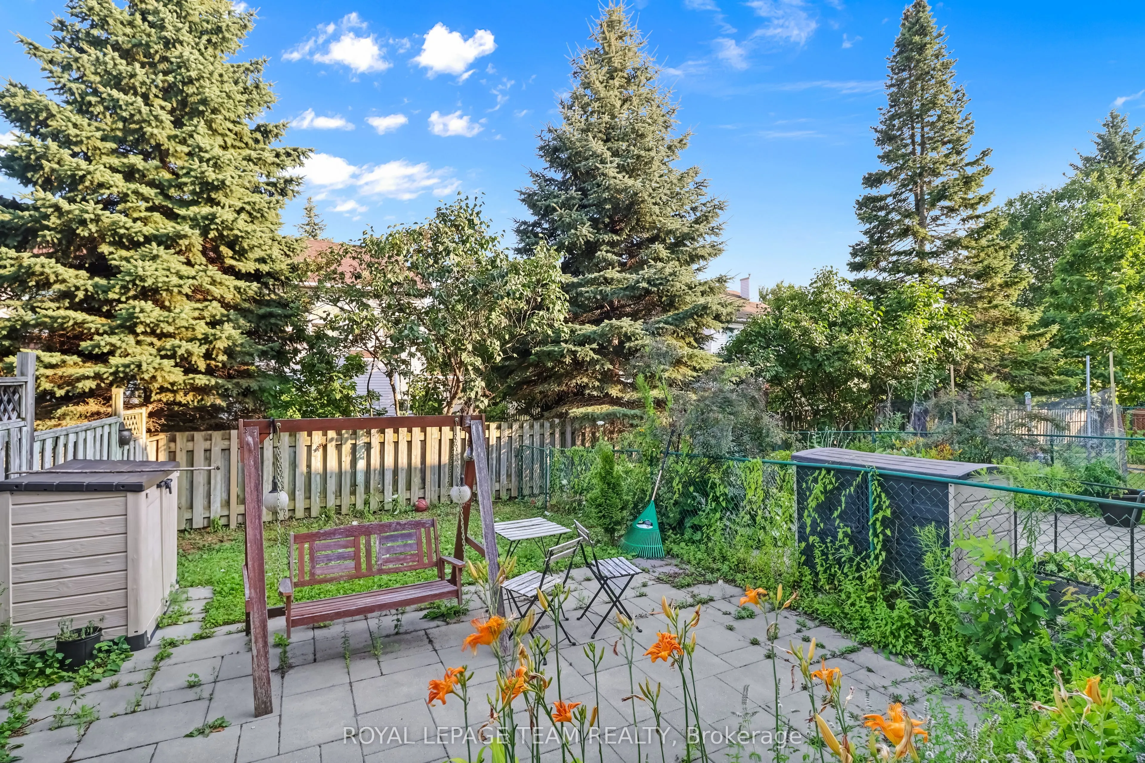 163 Markland Crescent
