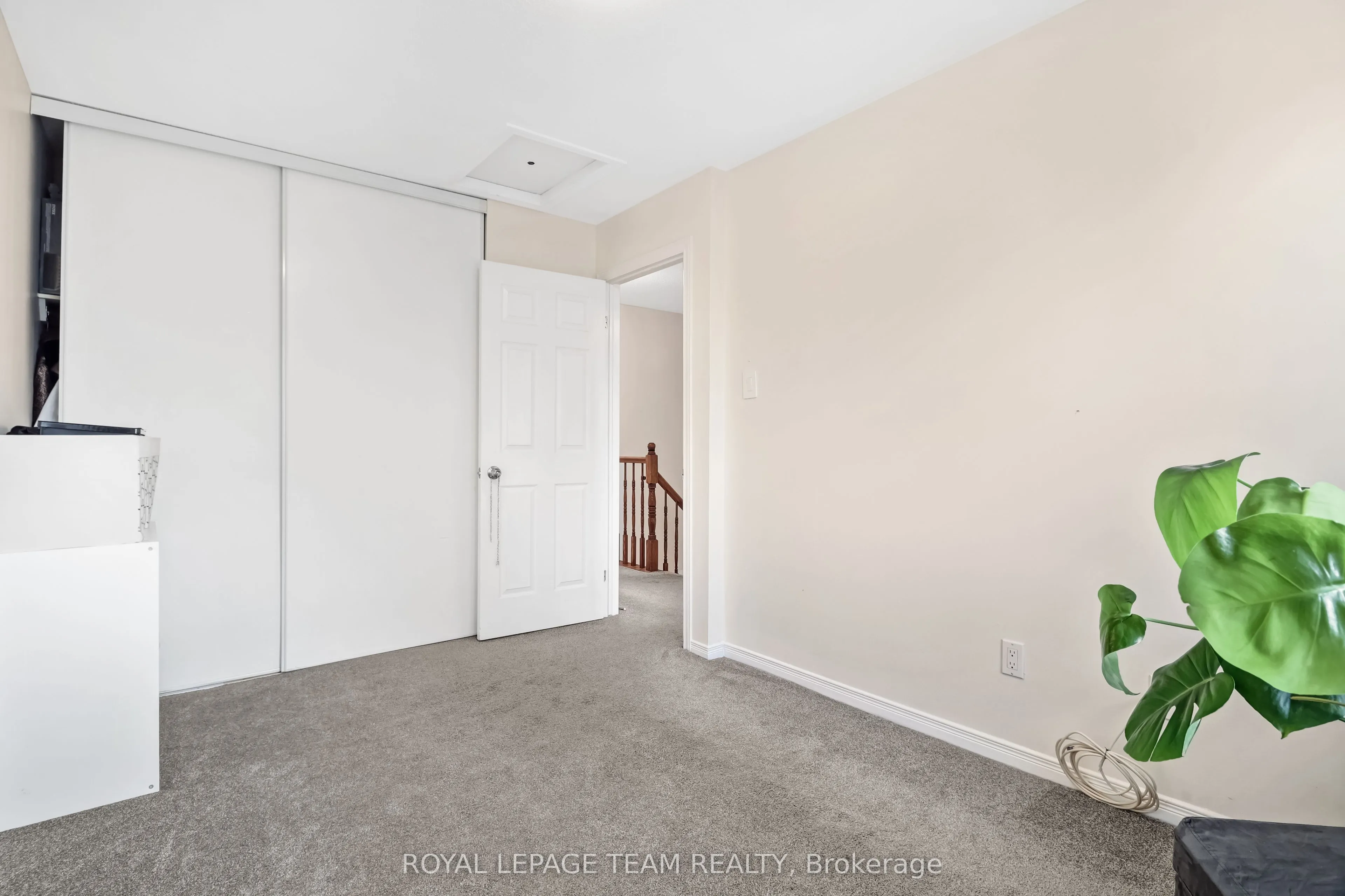 163 Markland Crescent