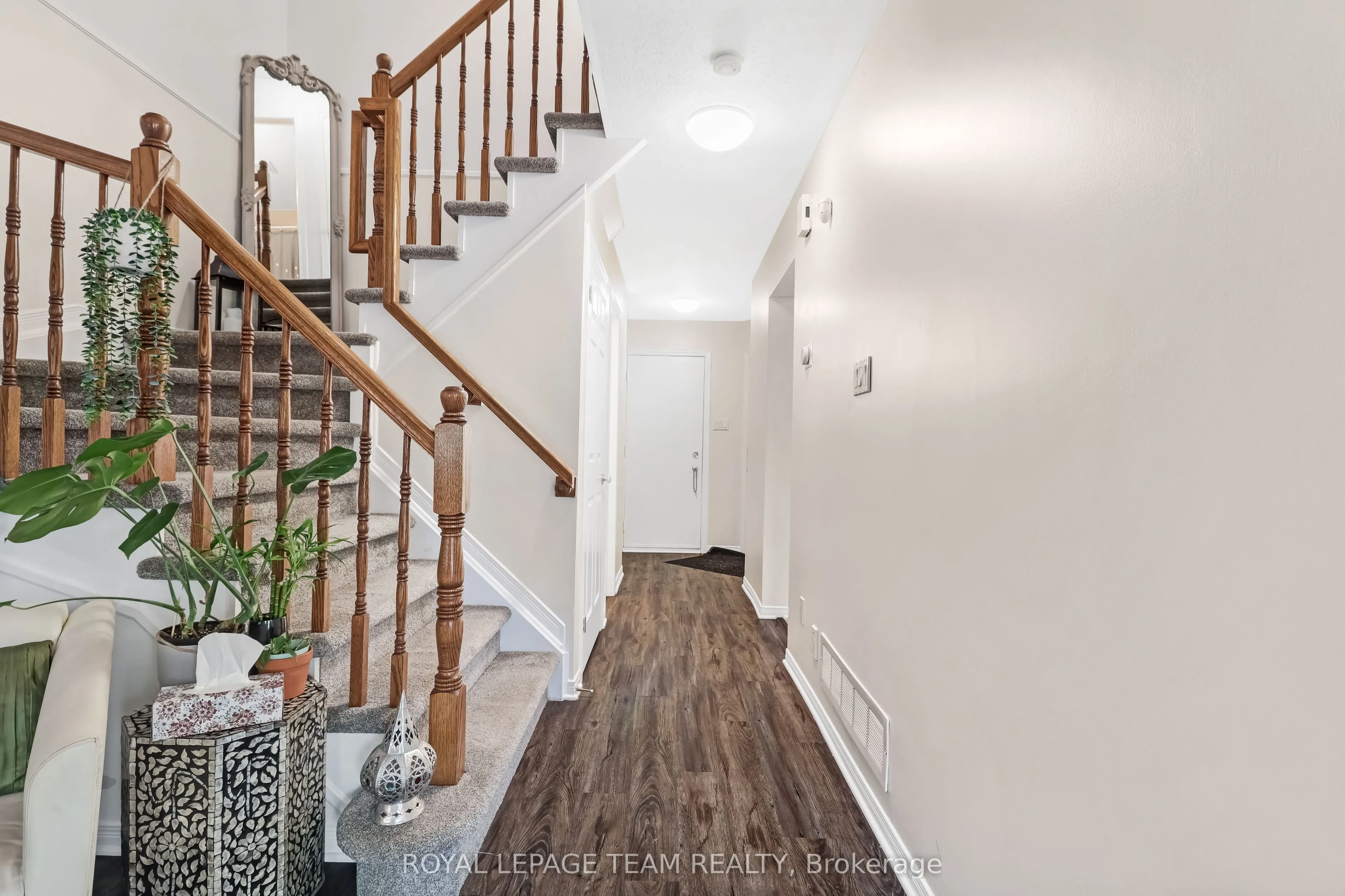 163 Markland Crescent