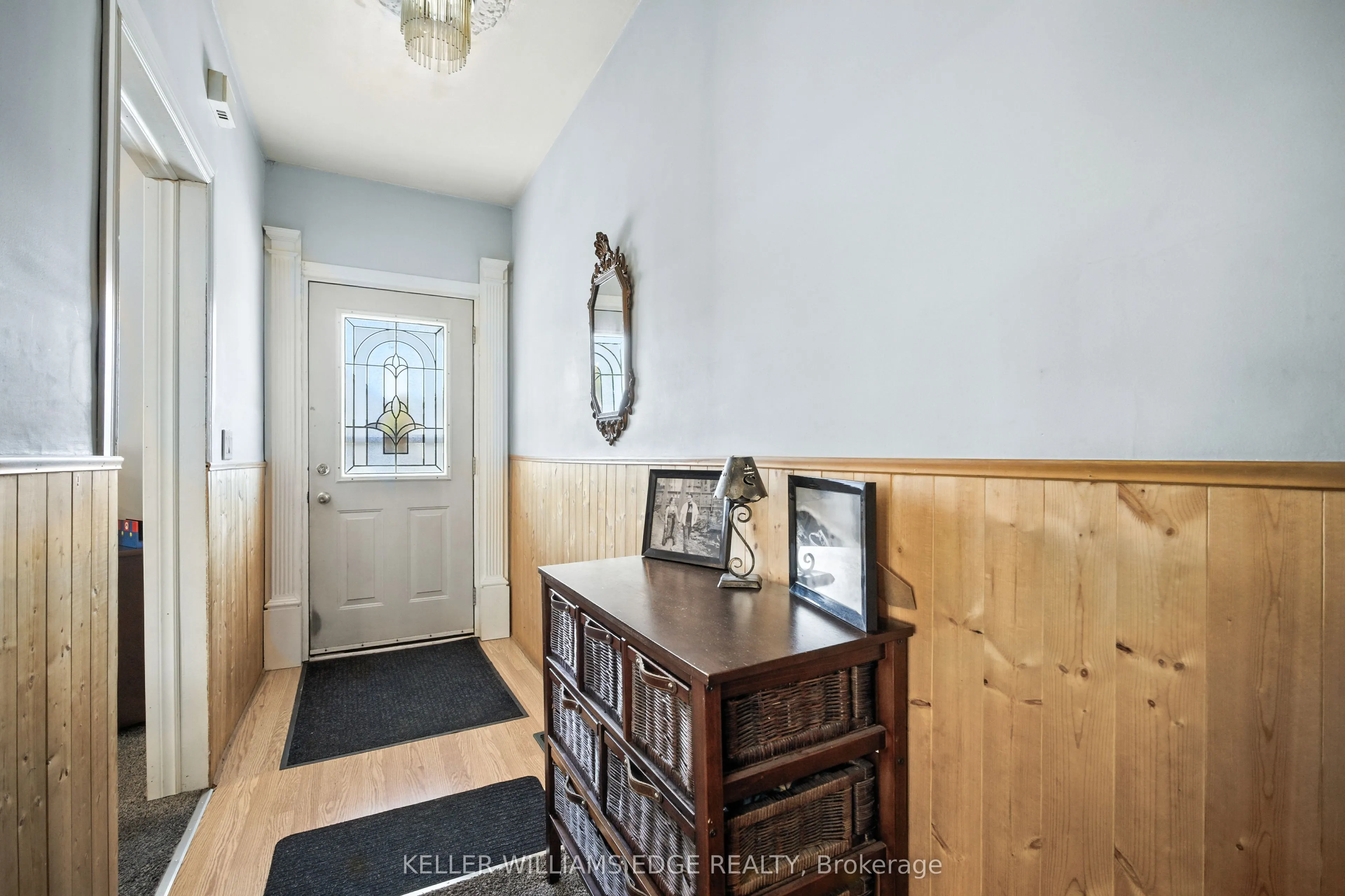 16 Albemarle Street