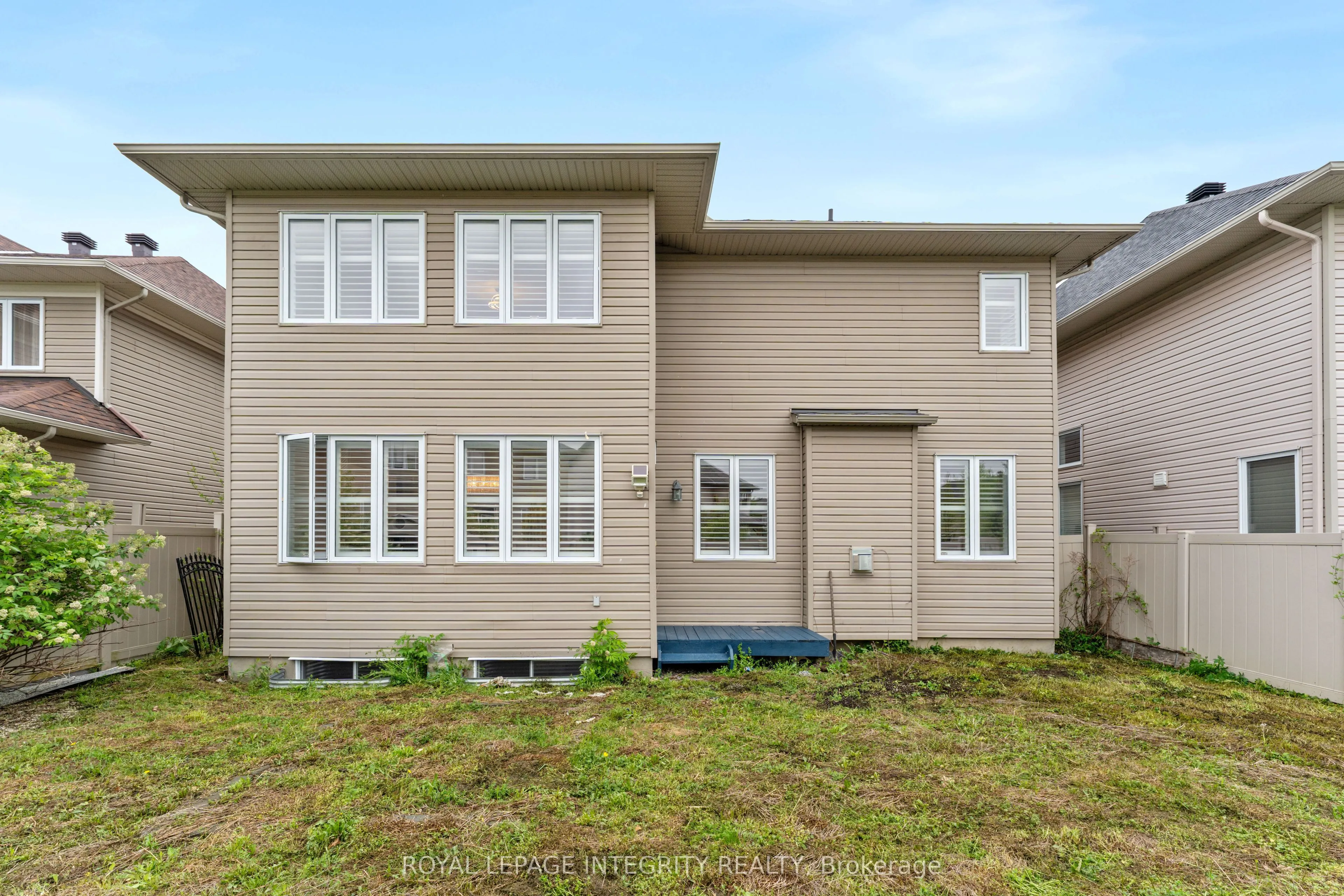 357 Langrell Crescent