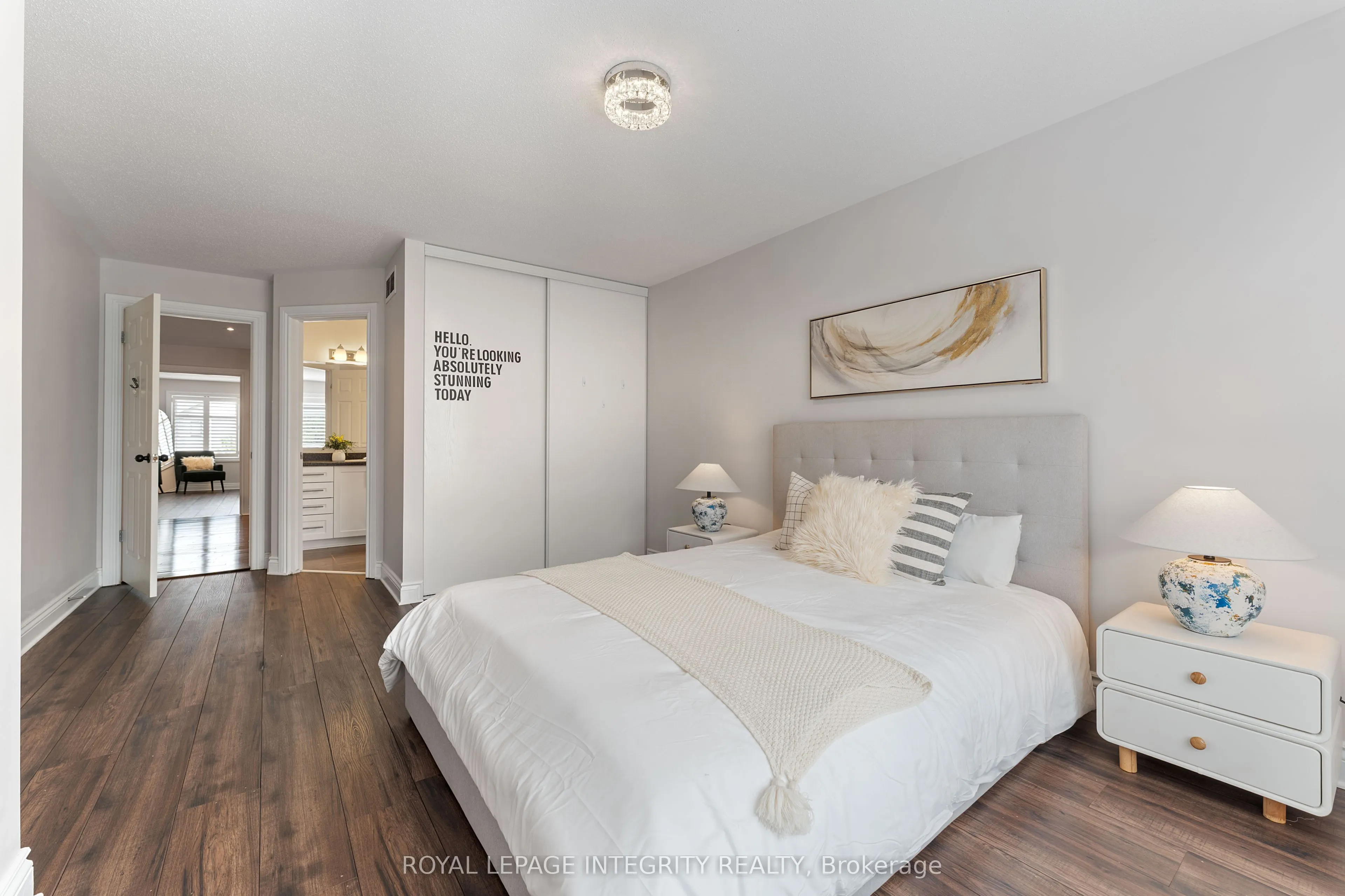 357 Langrell Crescent