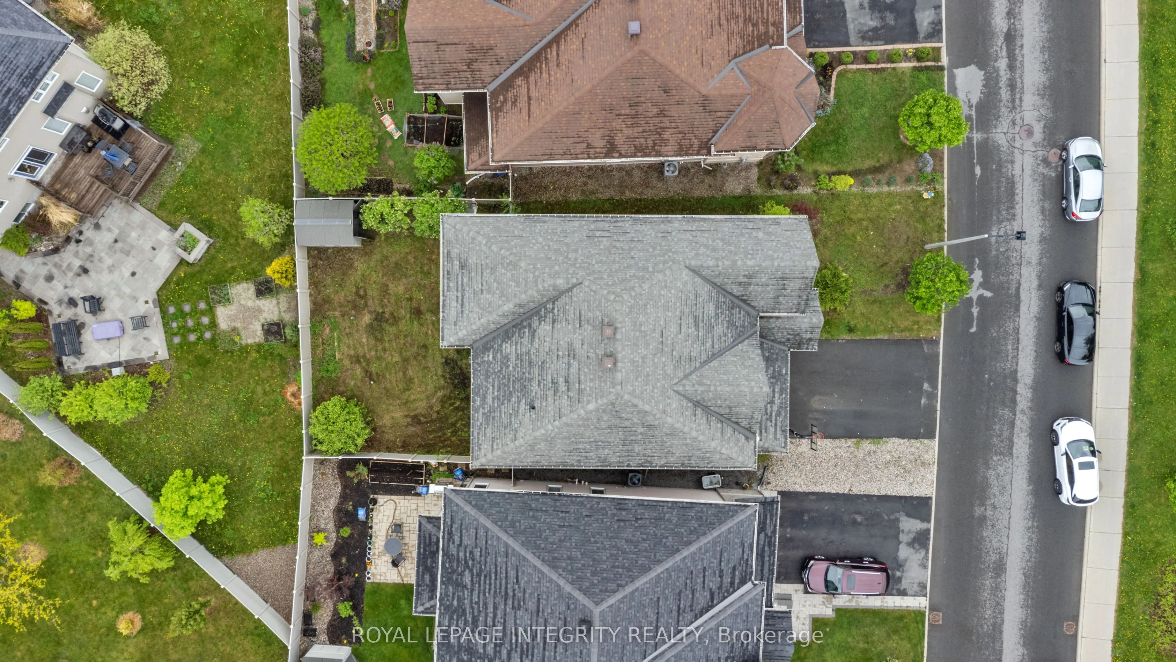357 Langrell Crescent