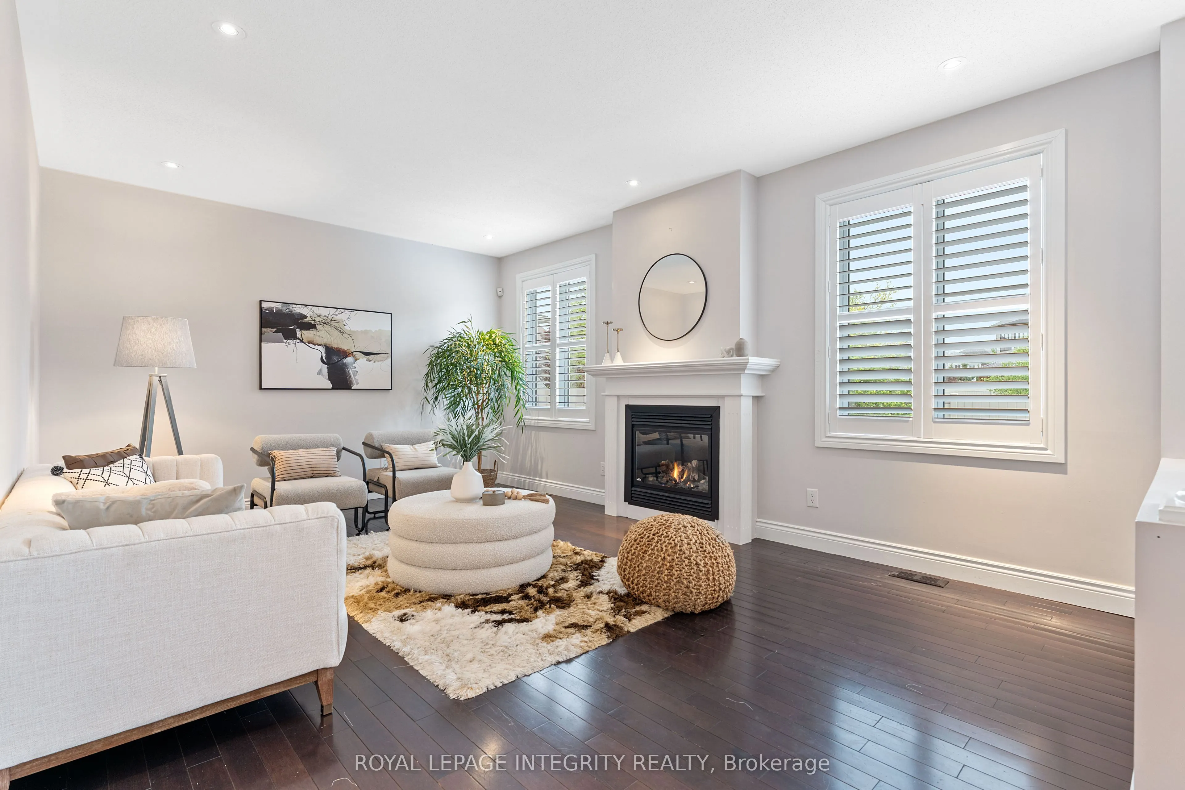 357 Langrell Crescent