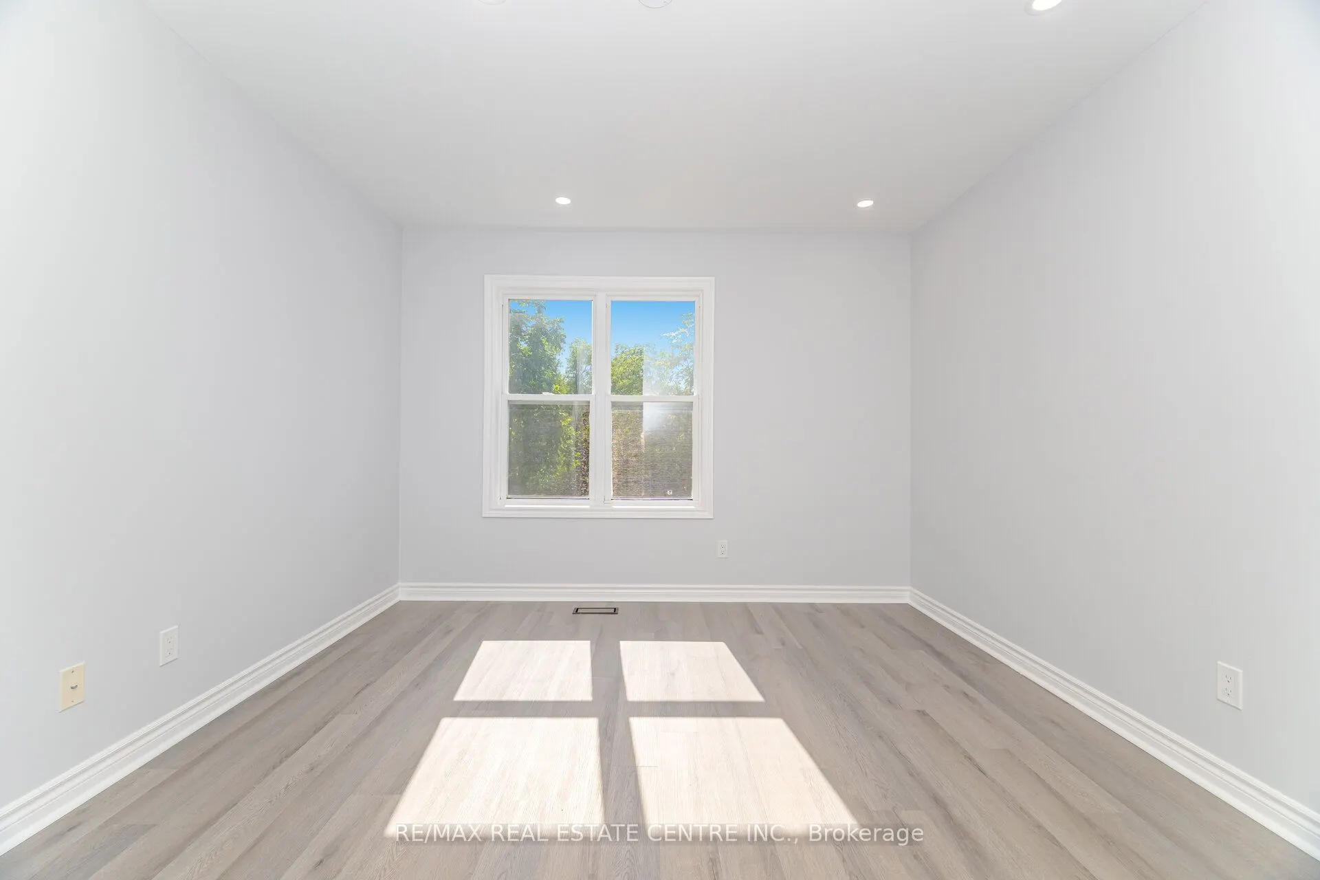 233B Vine Street