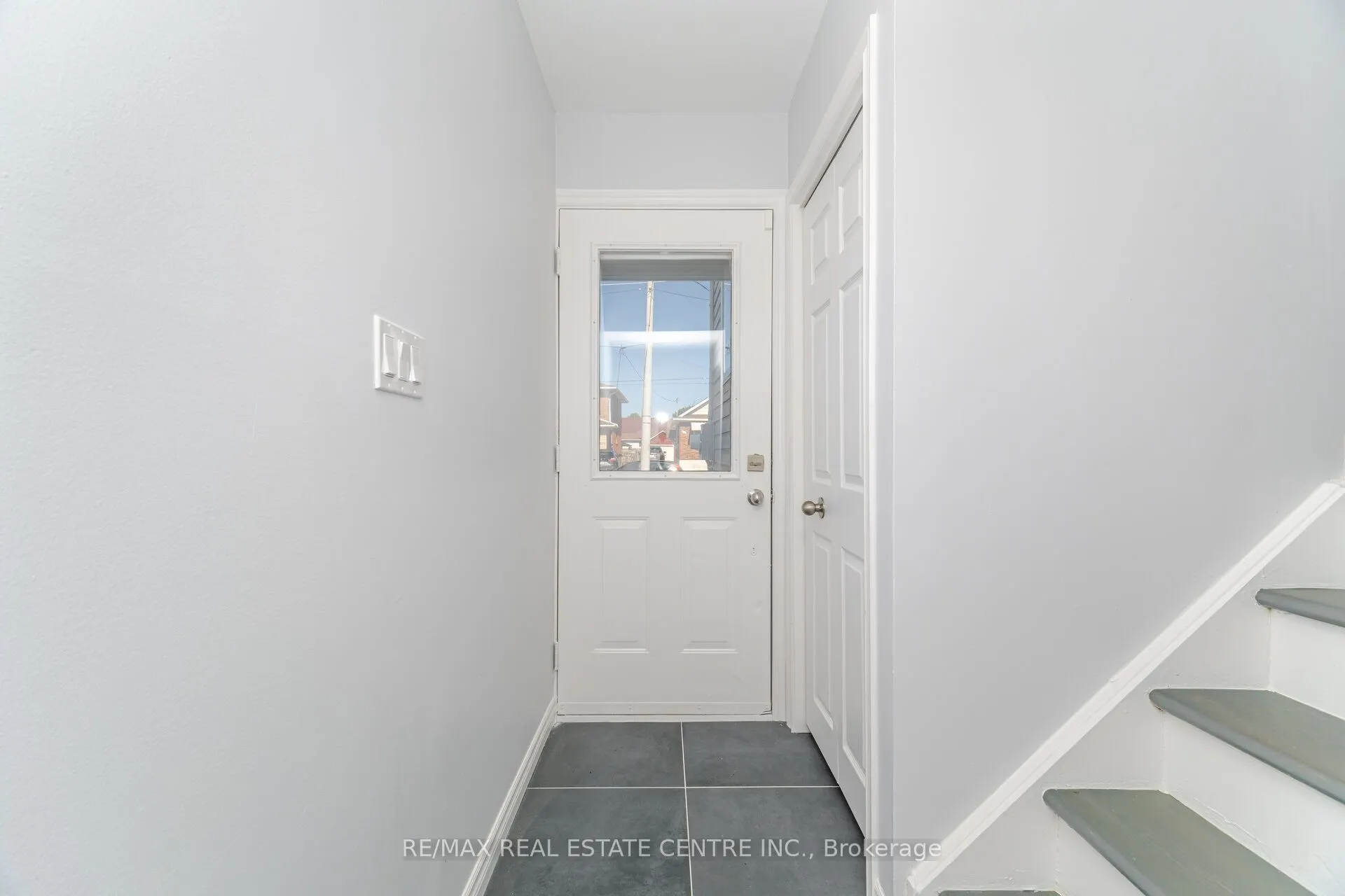 233B Vine Street