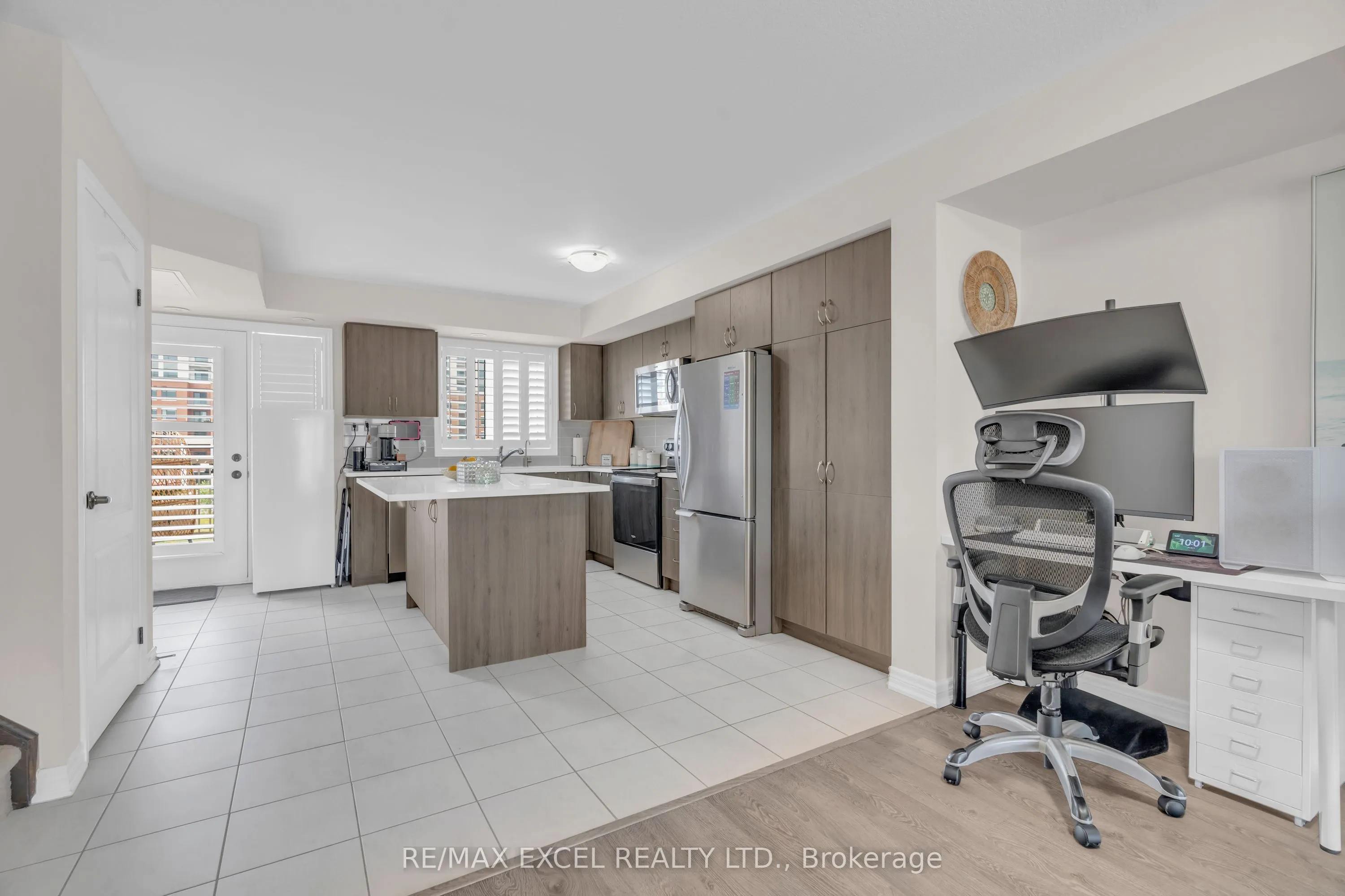 283 LAW Drive, #76