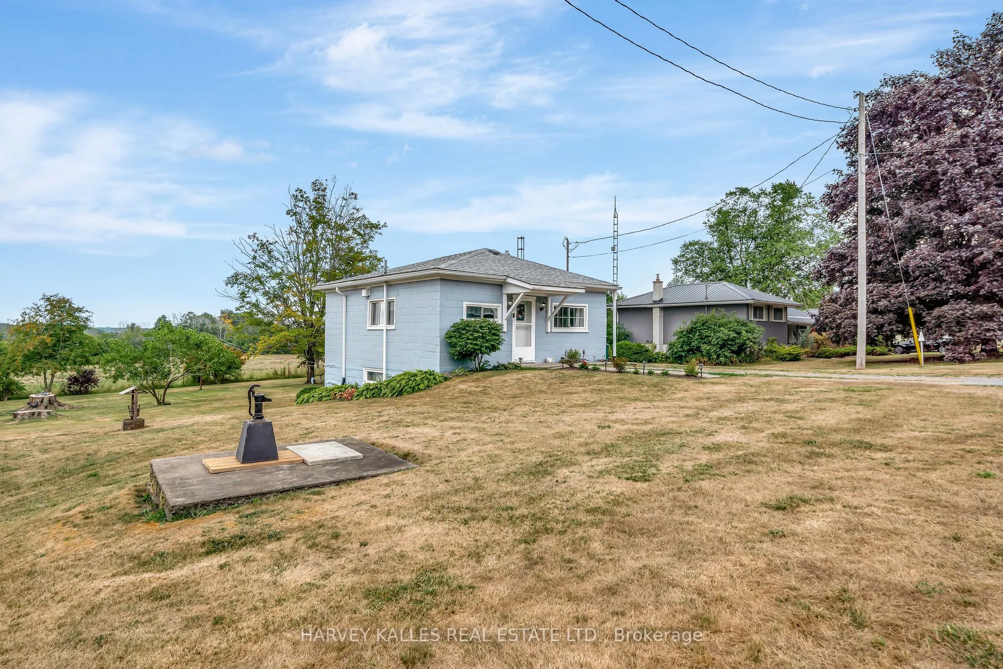 13997 Loyalist Parkway