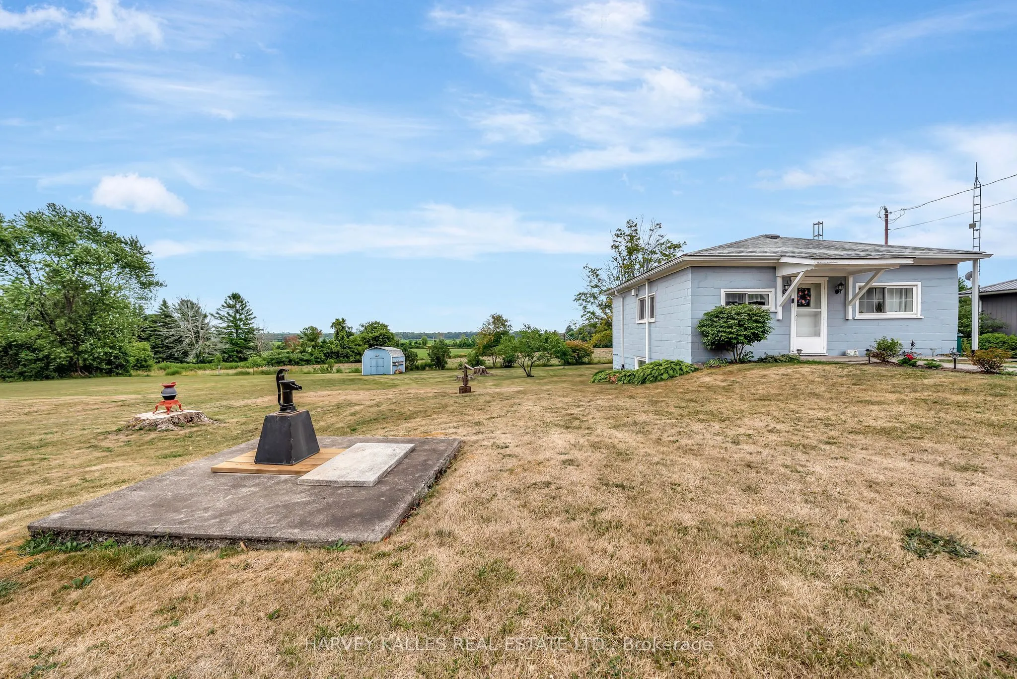 13997 Loyalist Parkway