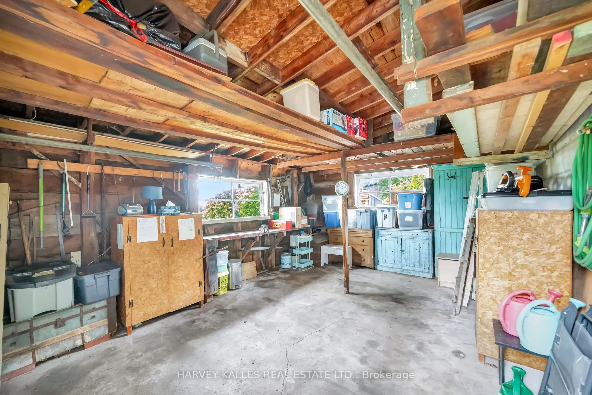 13997 Loyalist Parkway