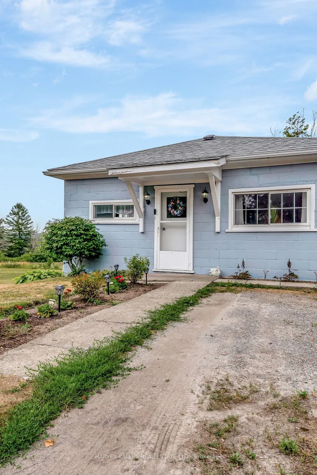 13997 Loyalist Parkway