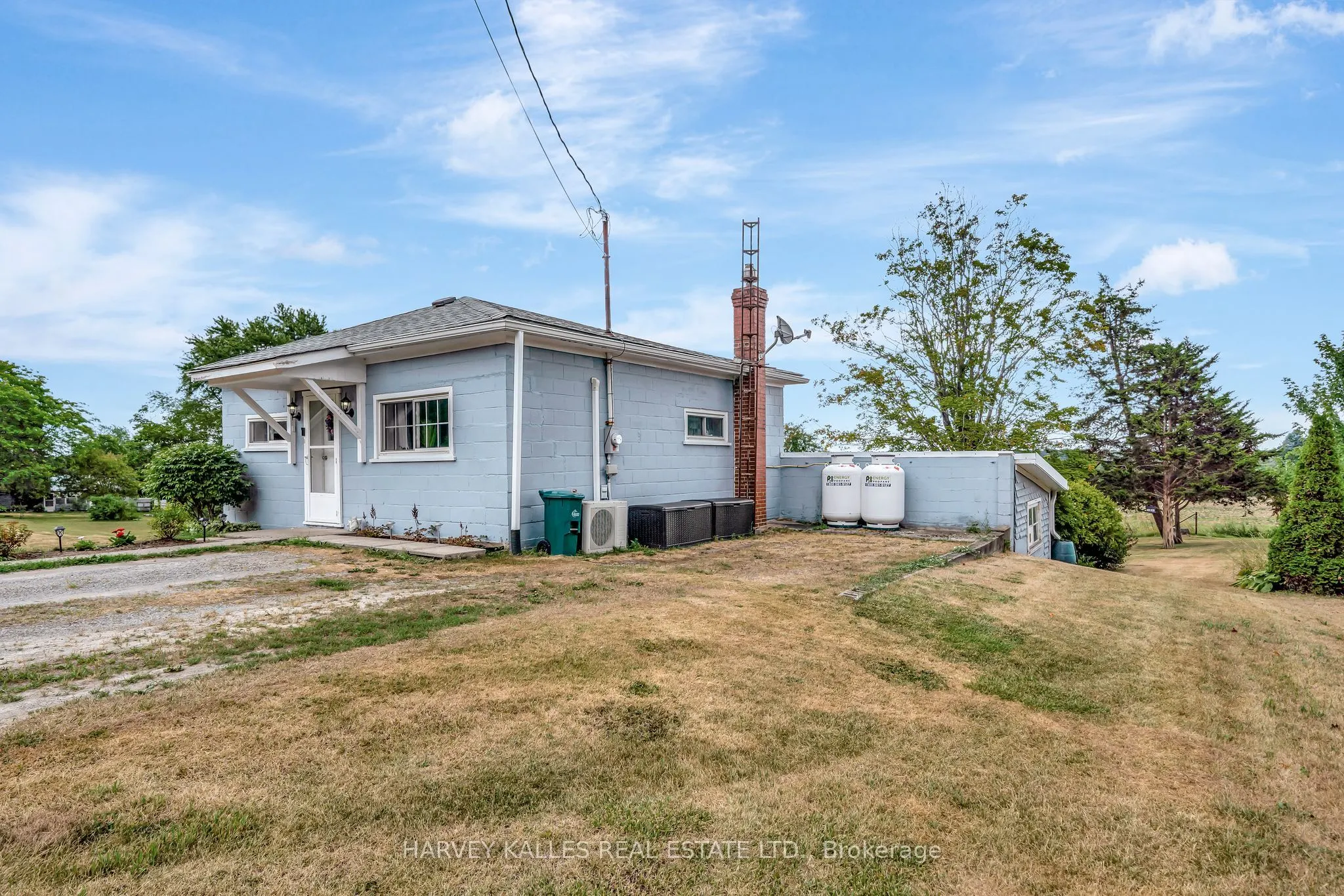 13997 Loyalist Parkway