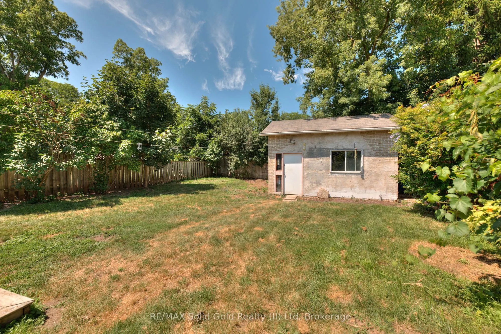 88 Selkirk Street