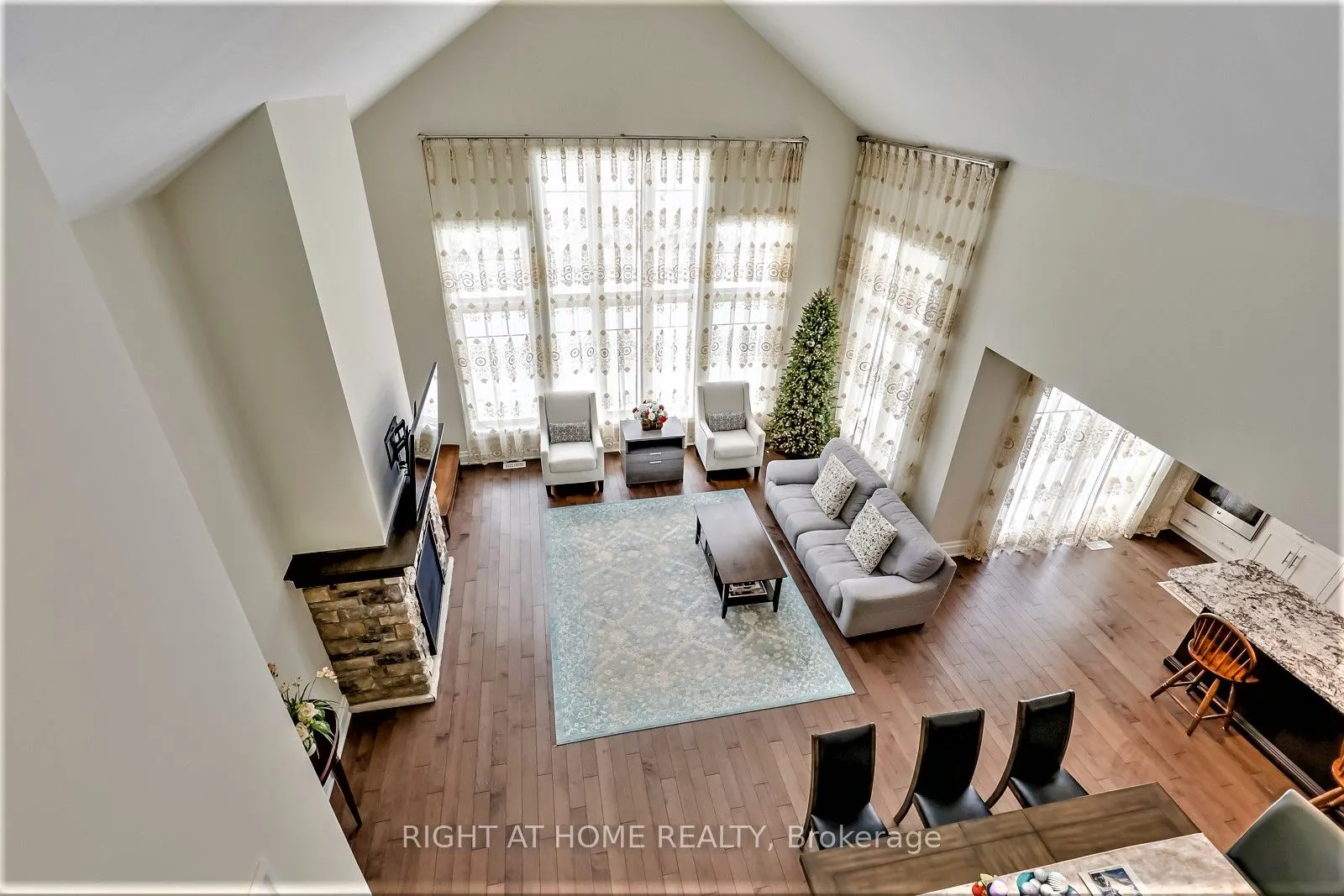 124 West Ridge Drive