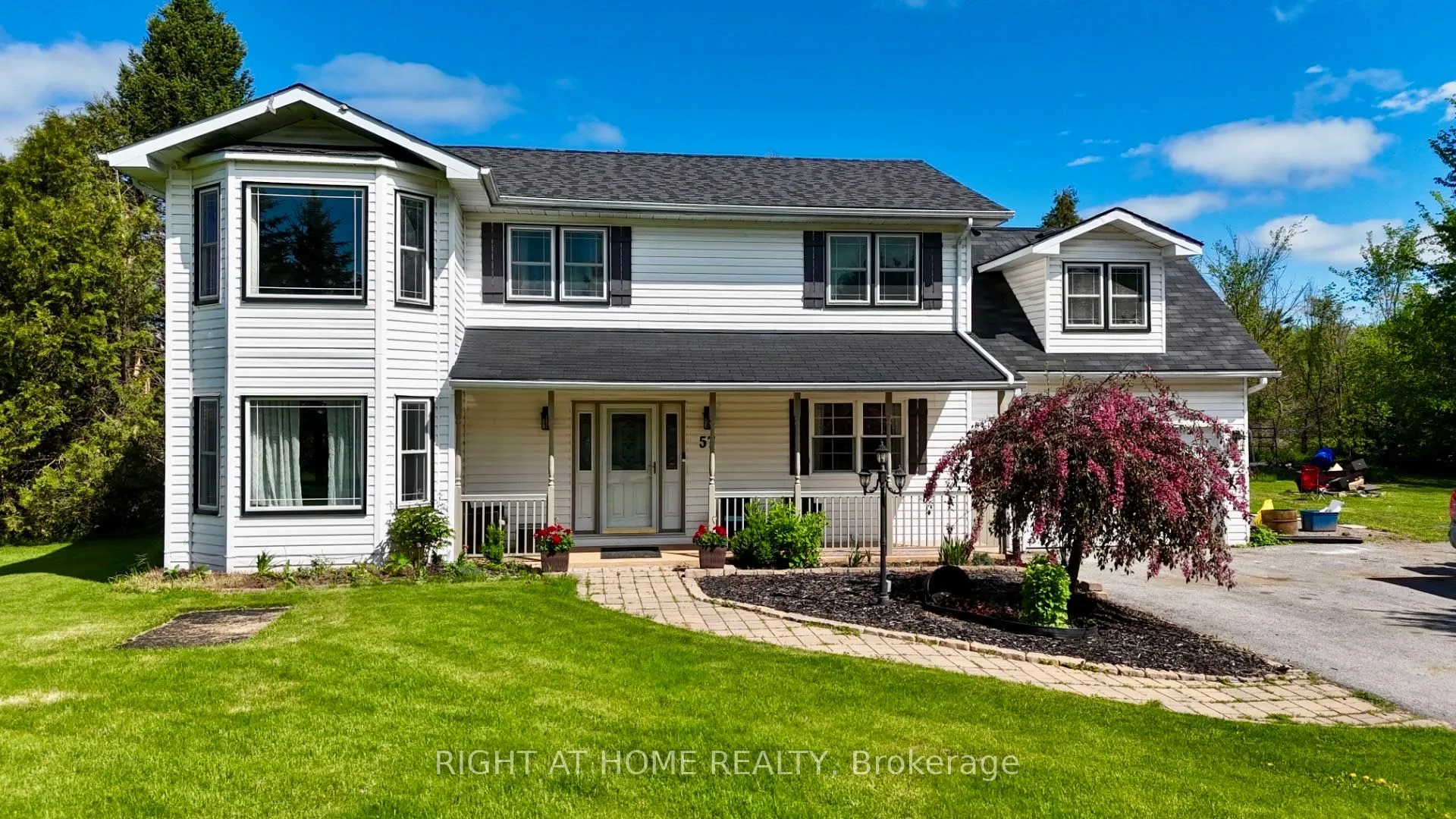 57 Walnut Street W