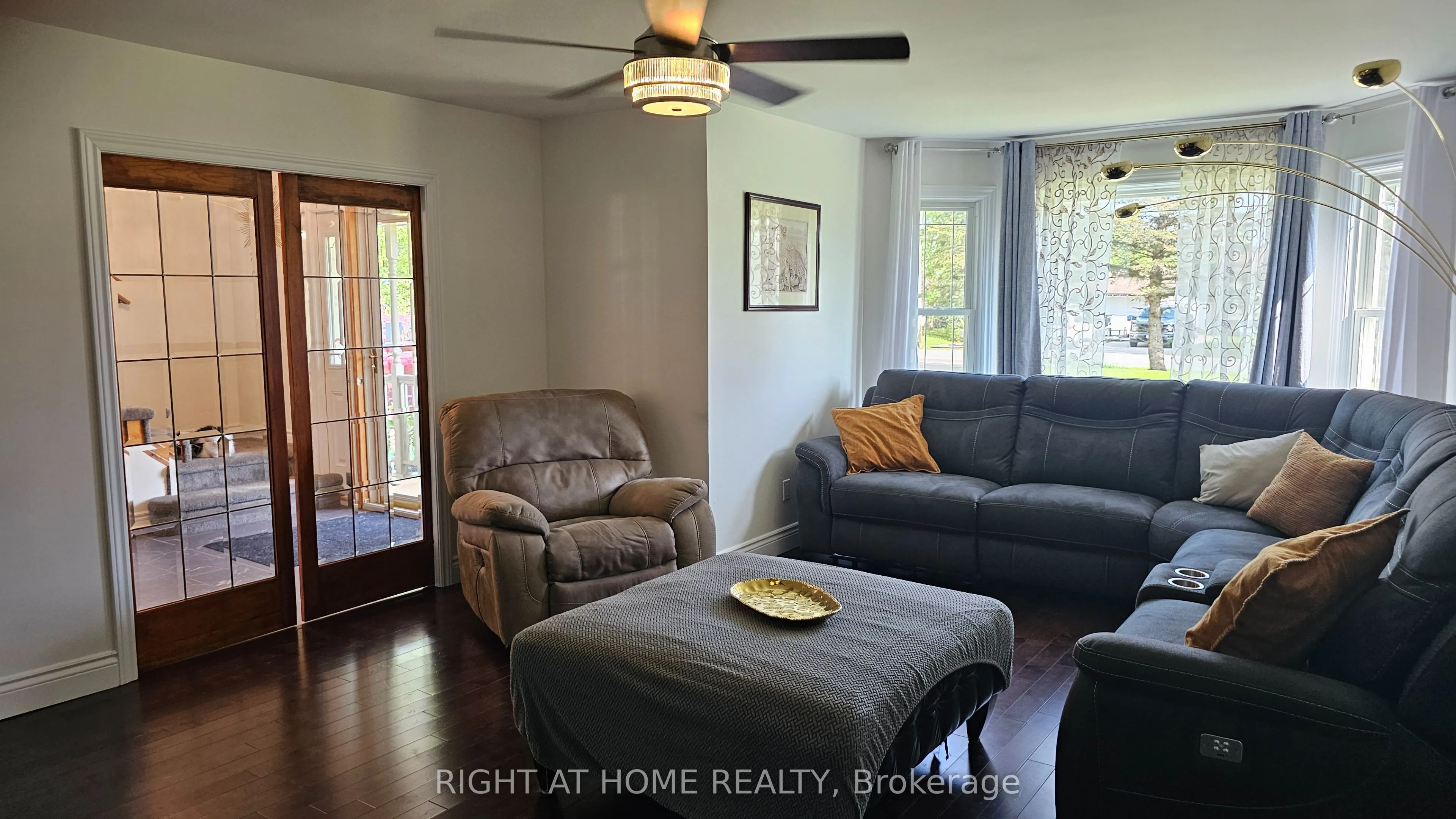 57 Walnut Street W