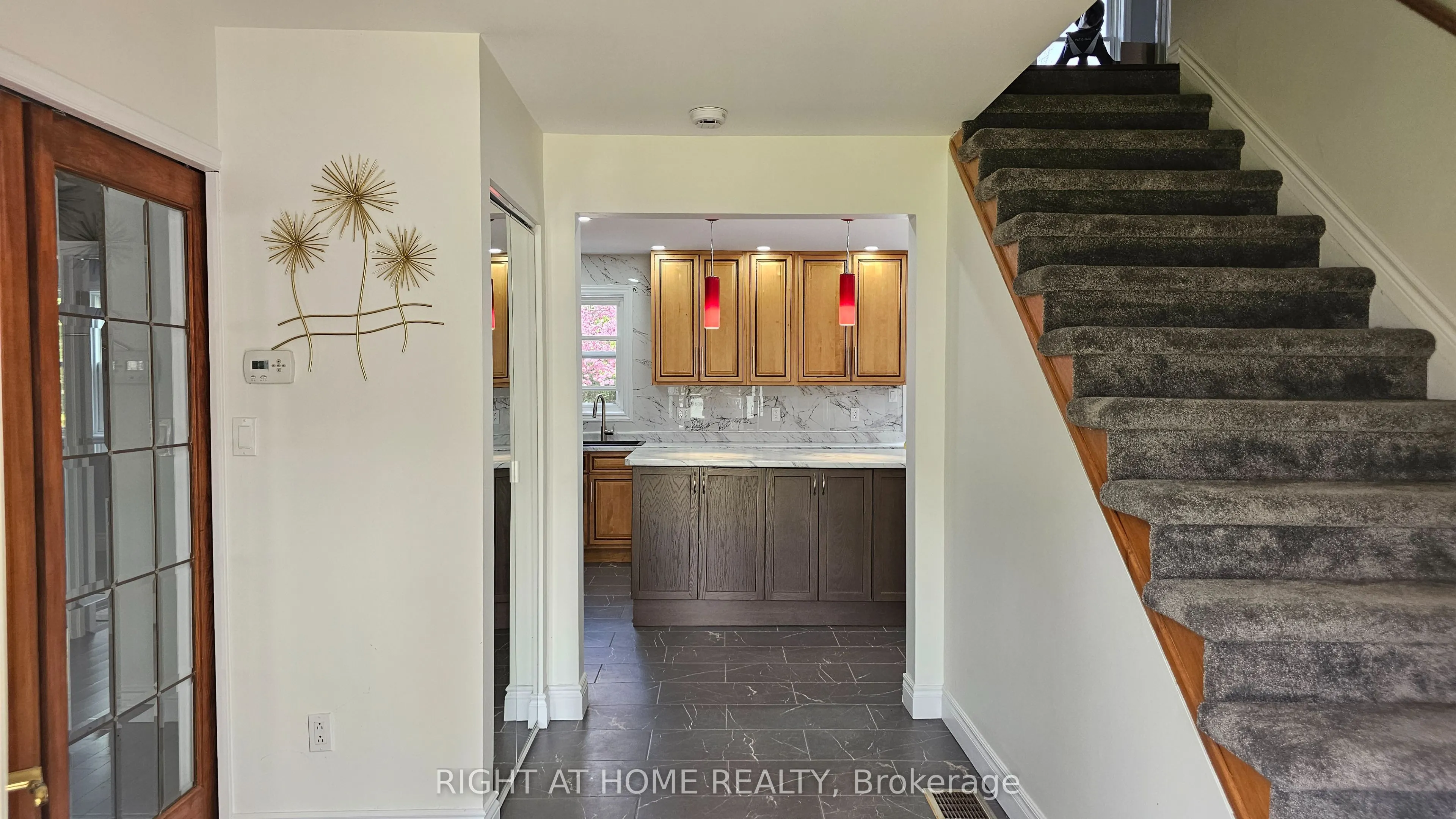 57 Walnut Street W