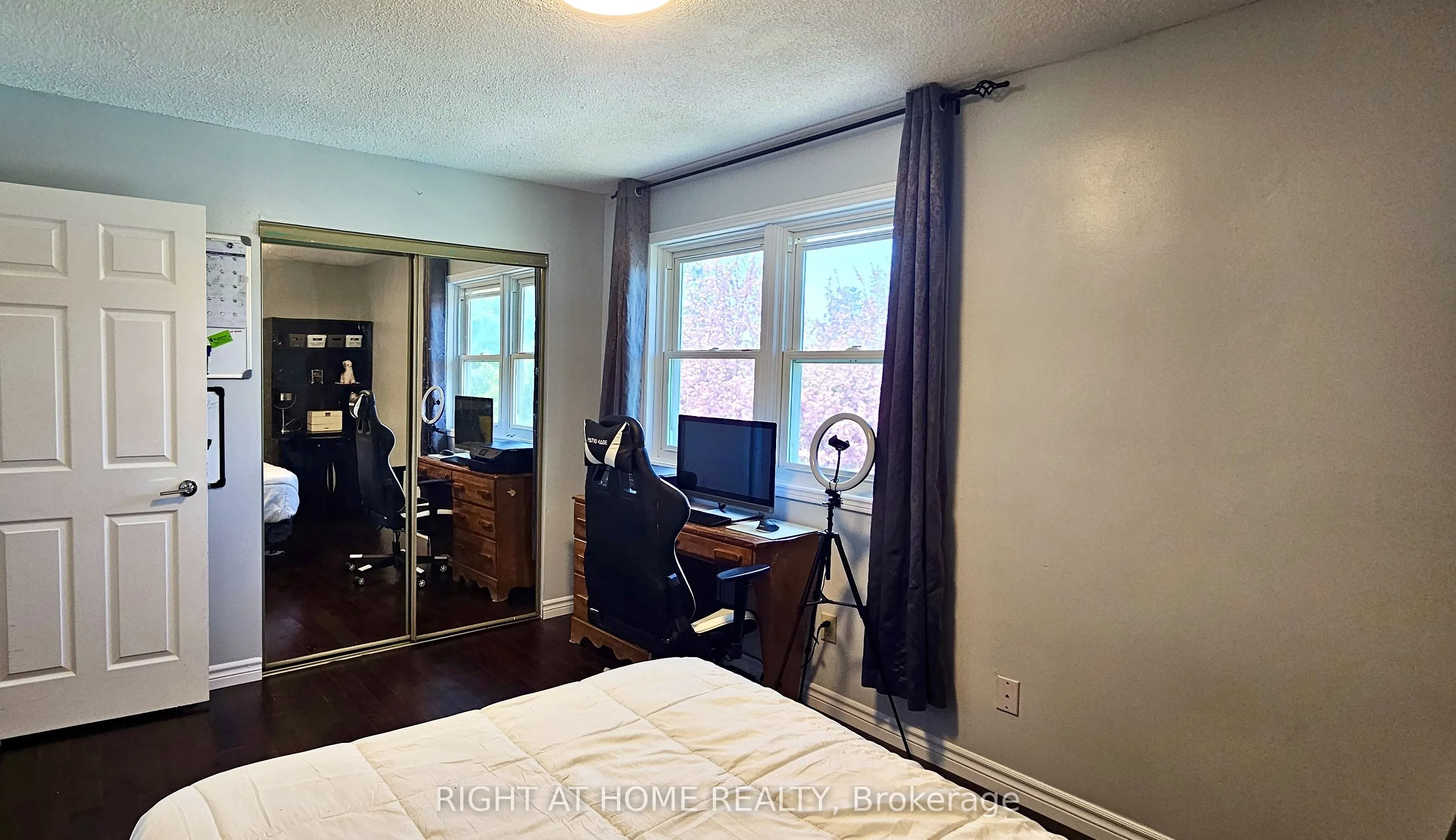 57 Walnut Street W