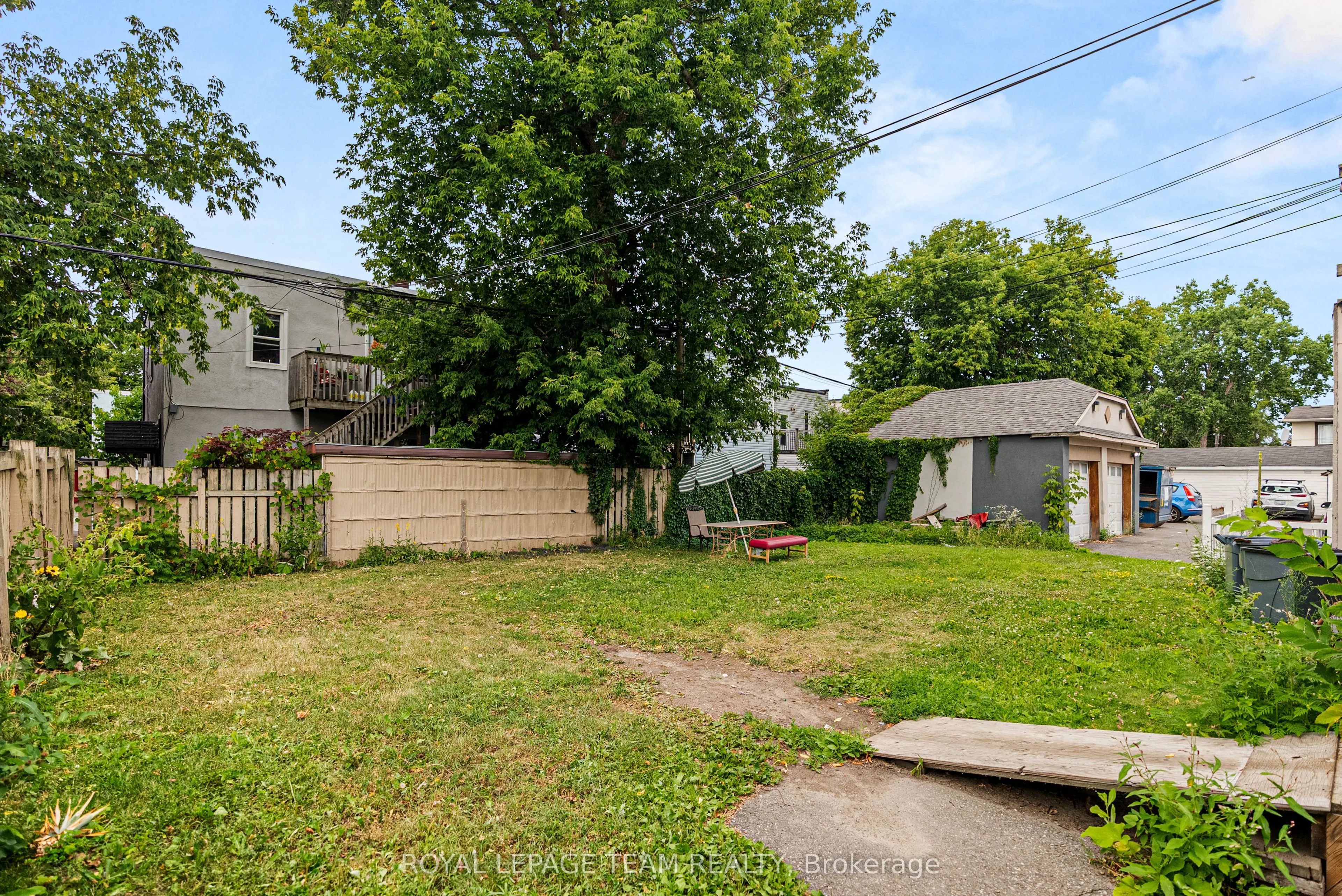 256 Hannah Street