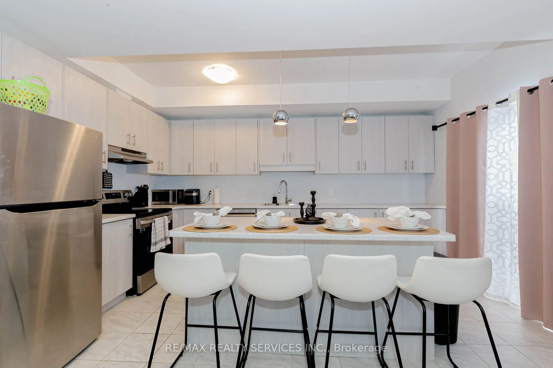 87 Renfrew Trail, #87