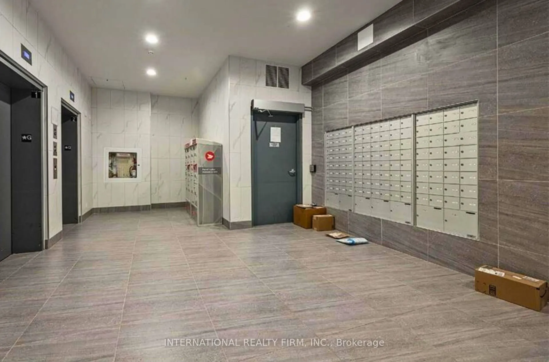 652 Princess Street, #425