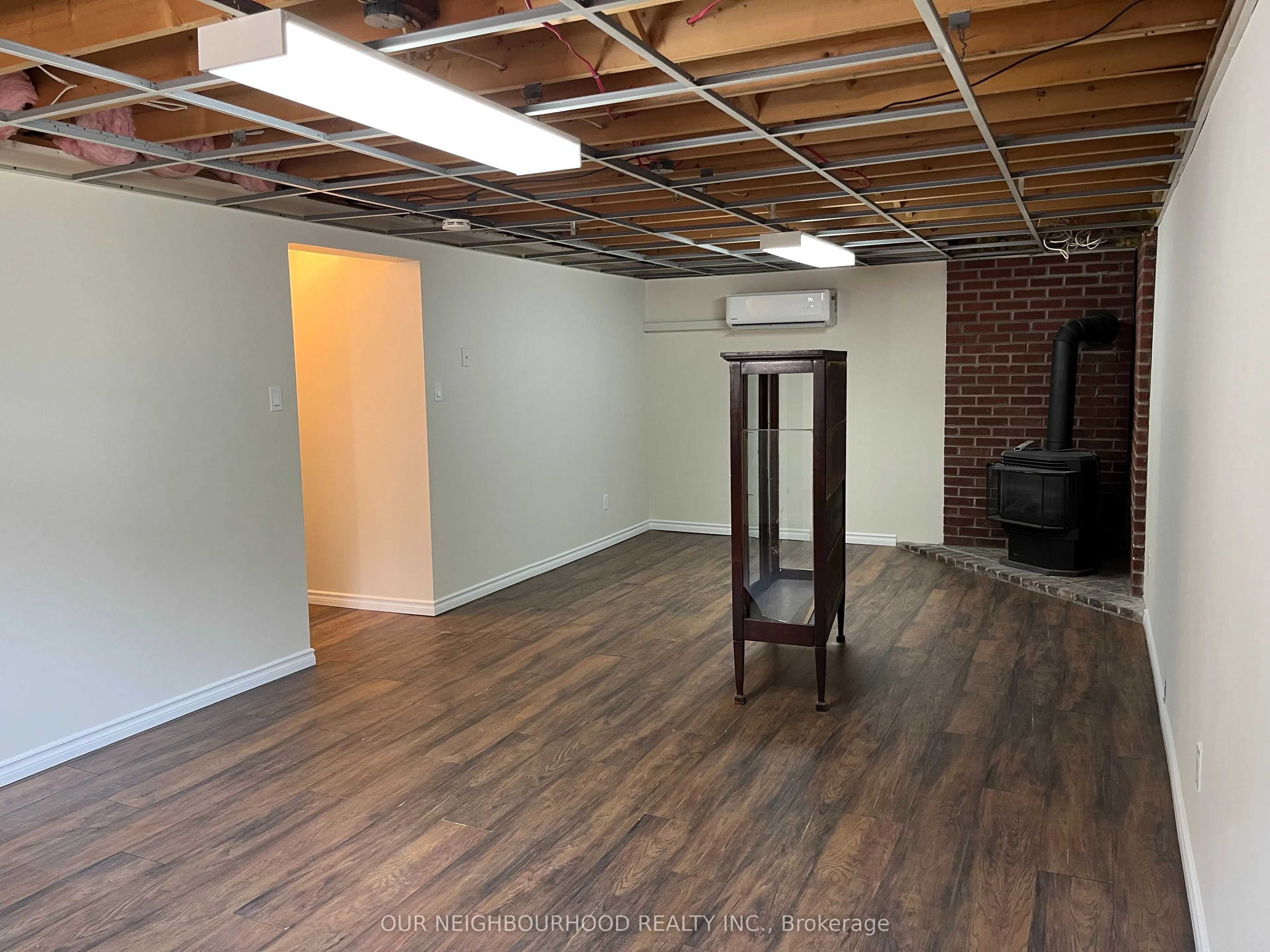 72 Lakeshore Road