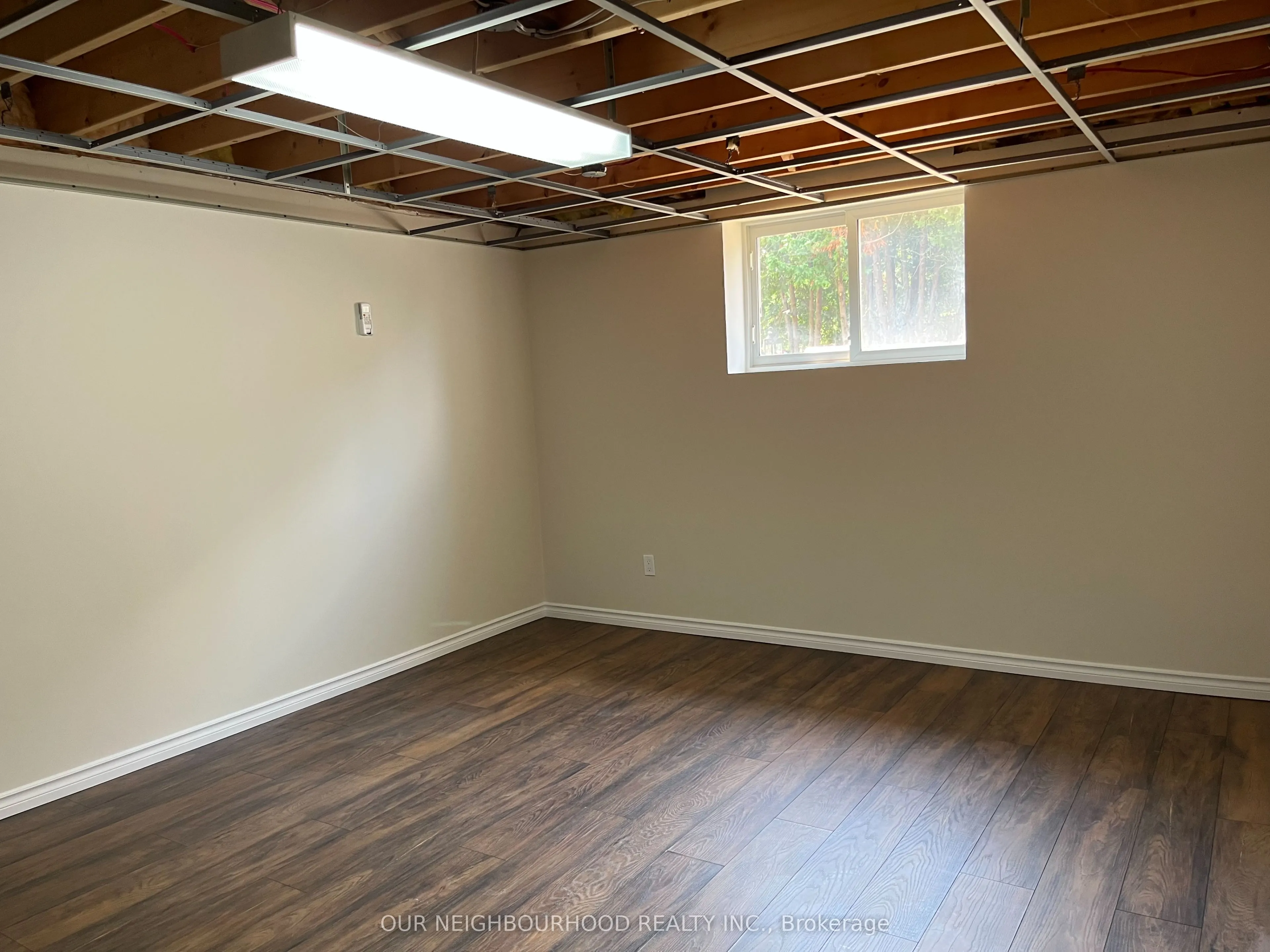 72 Lakeshore Road