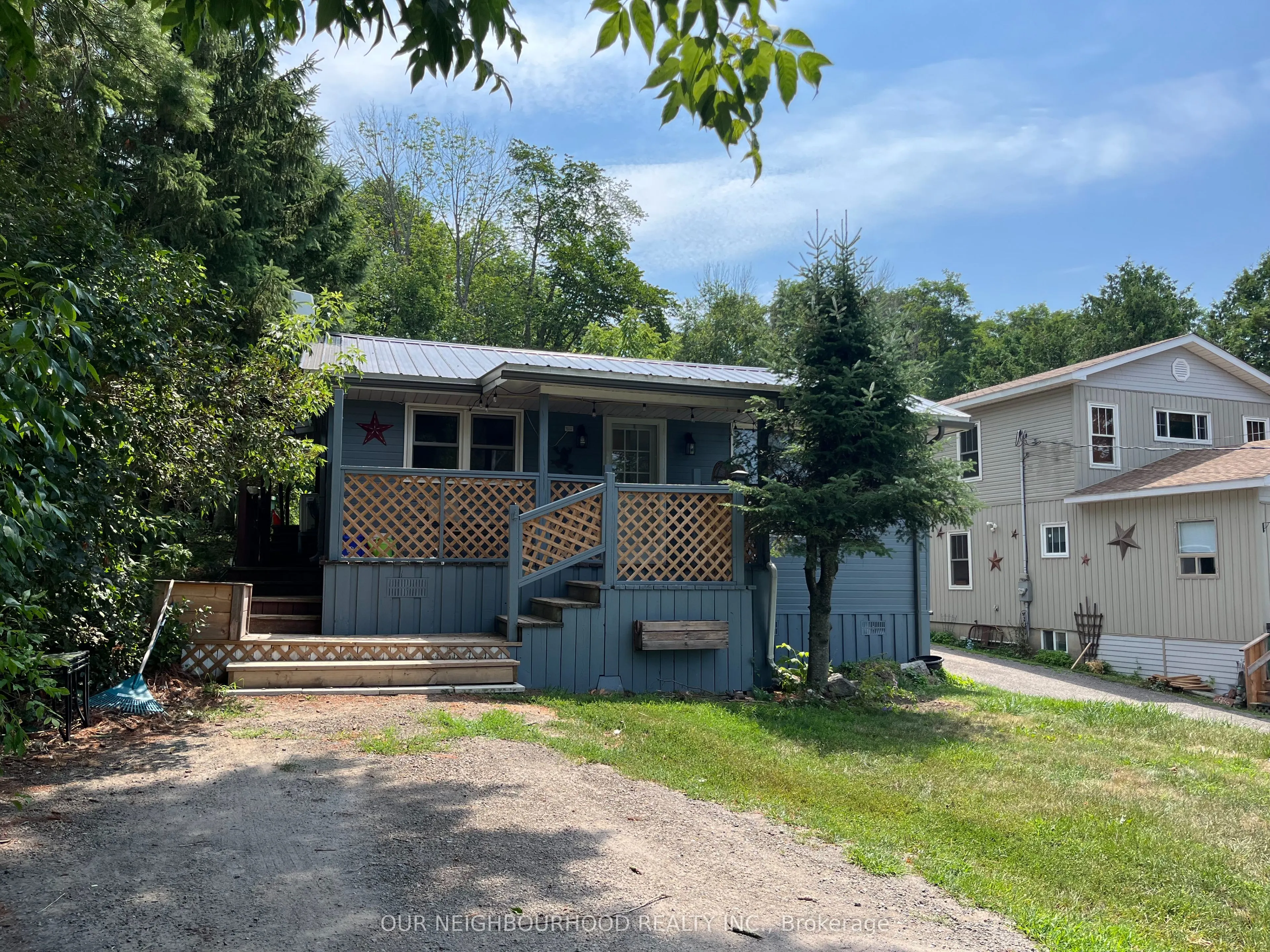 72 Lakeshore Road