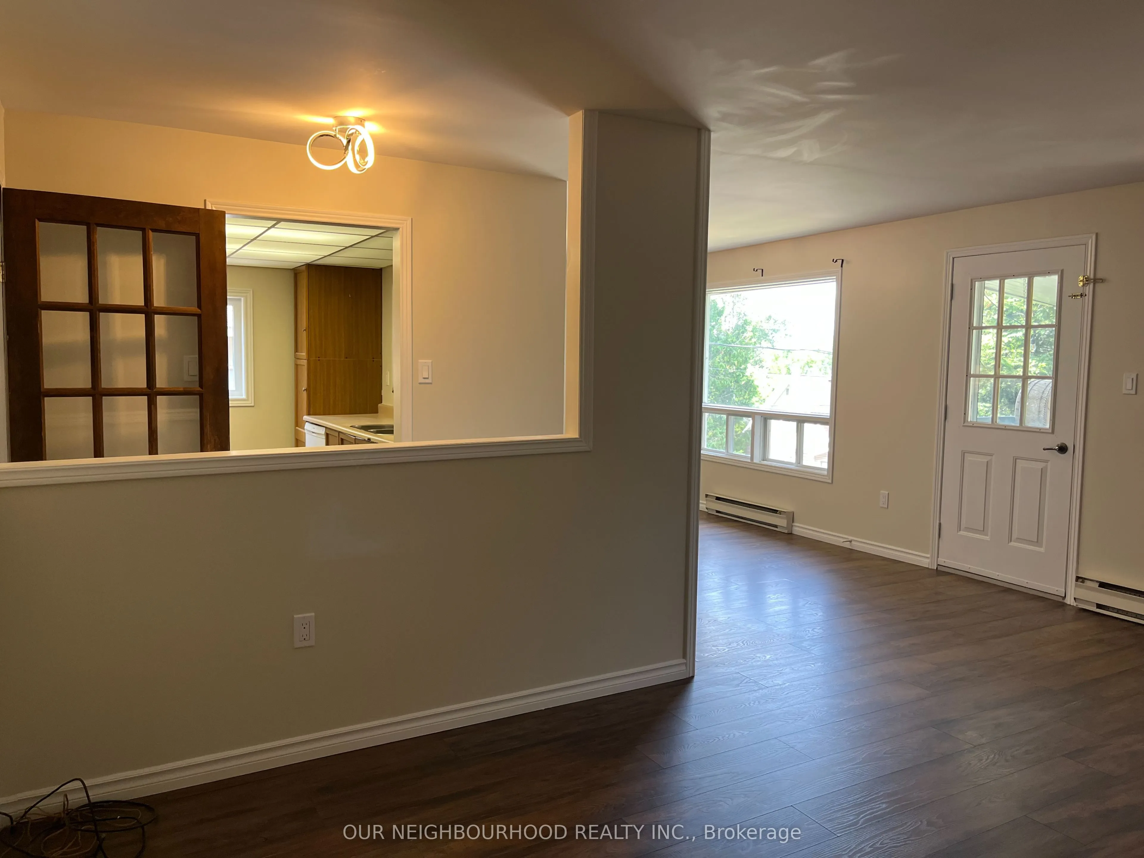 72 Lakeshore Road