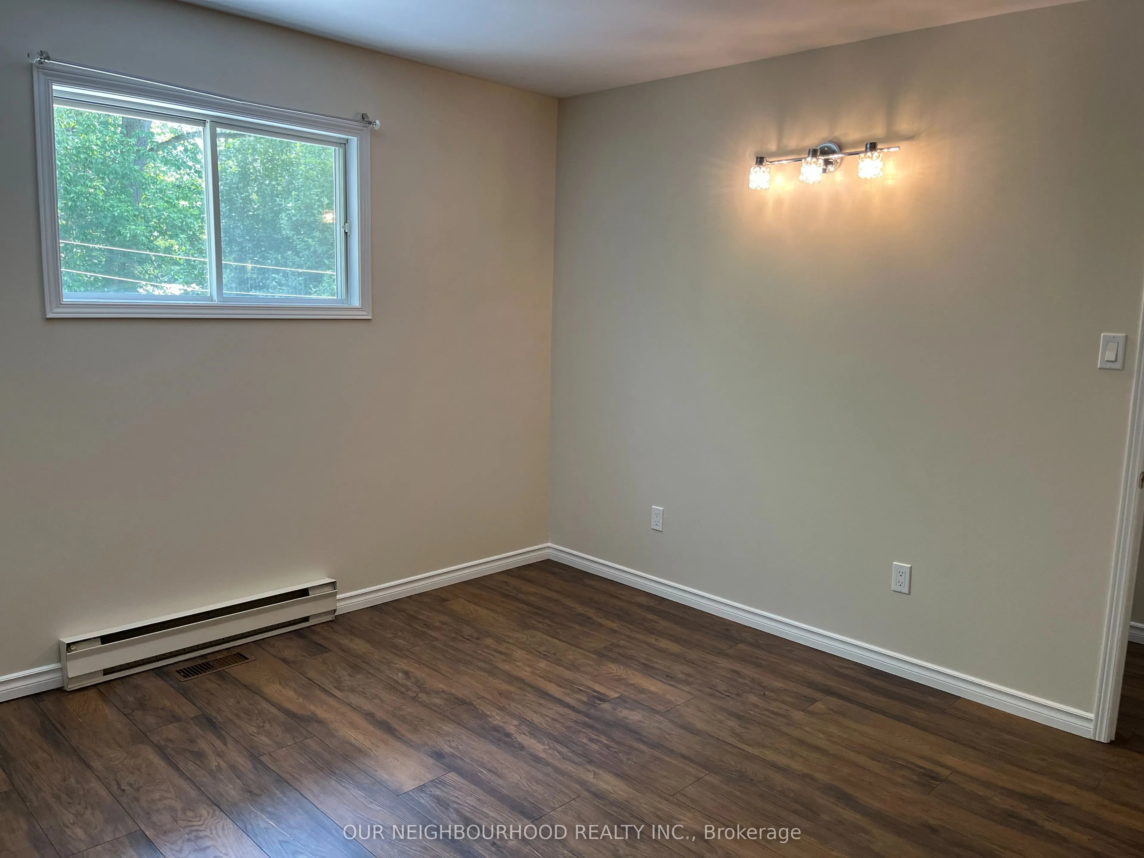 72 Lakeshore Road