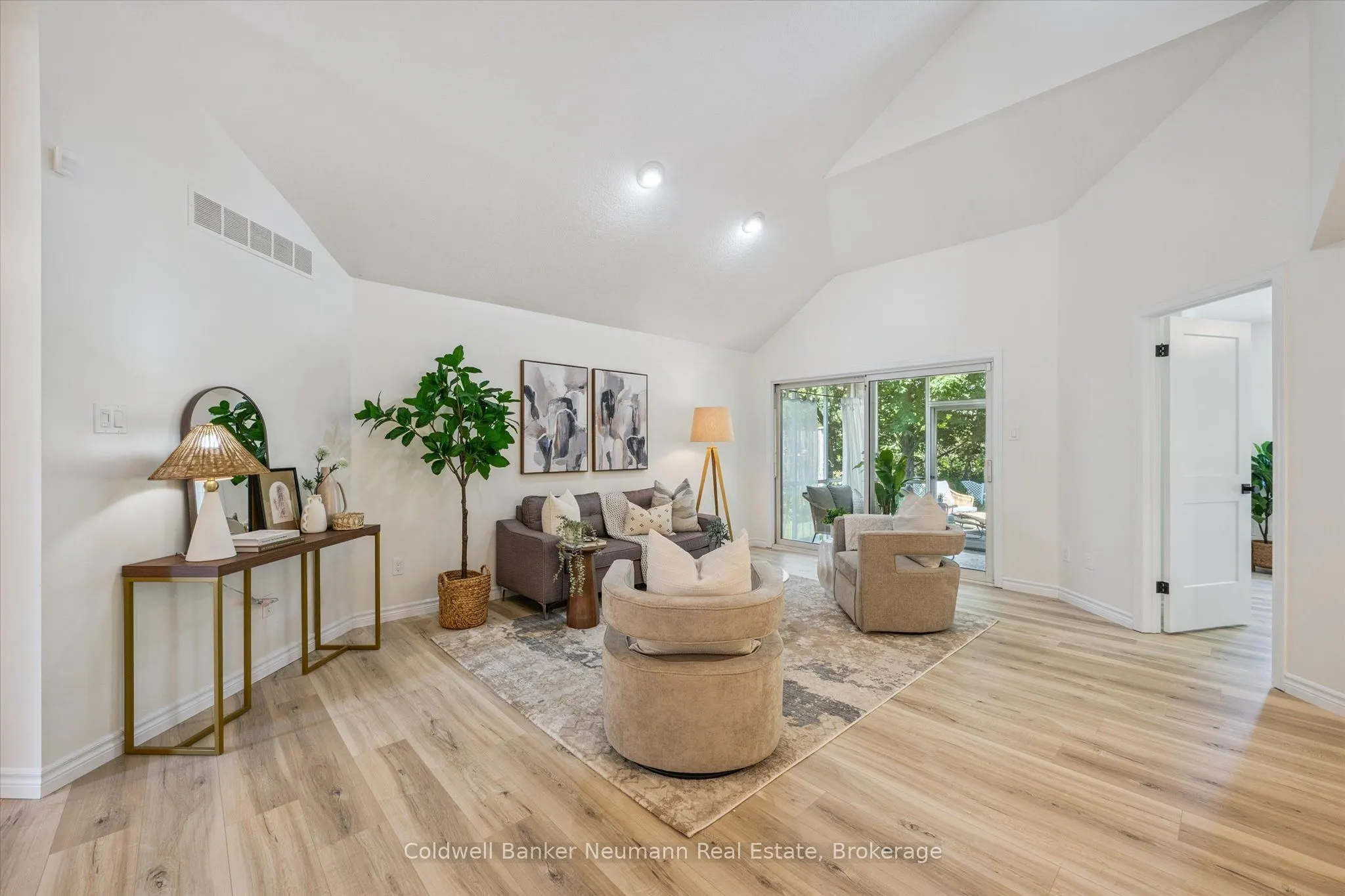 1550 Gordon Street, #9
