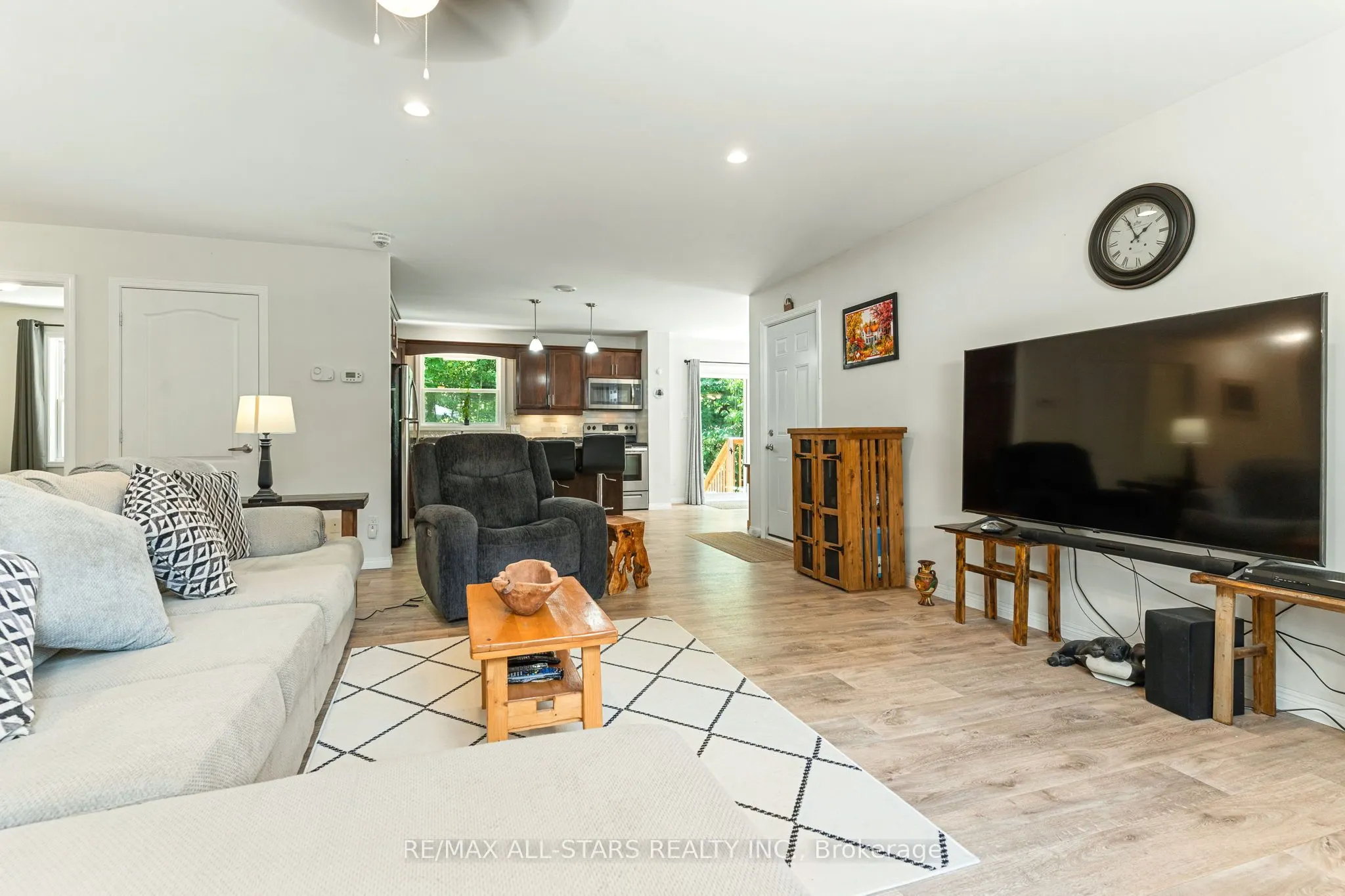 1089 Tattersal Road
