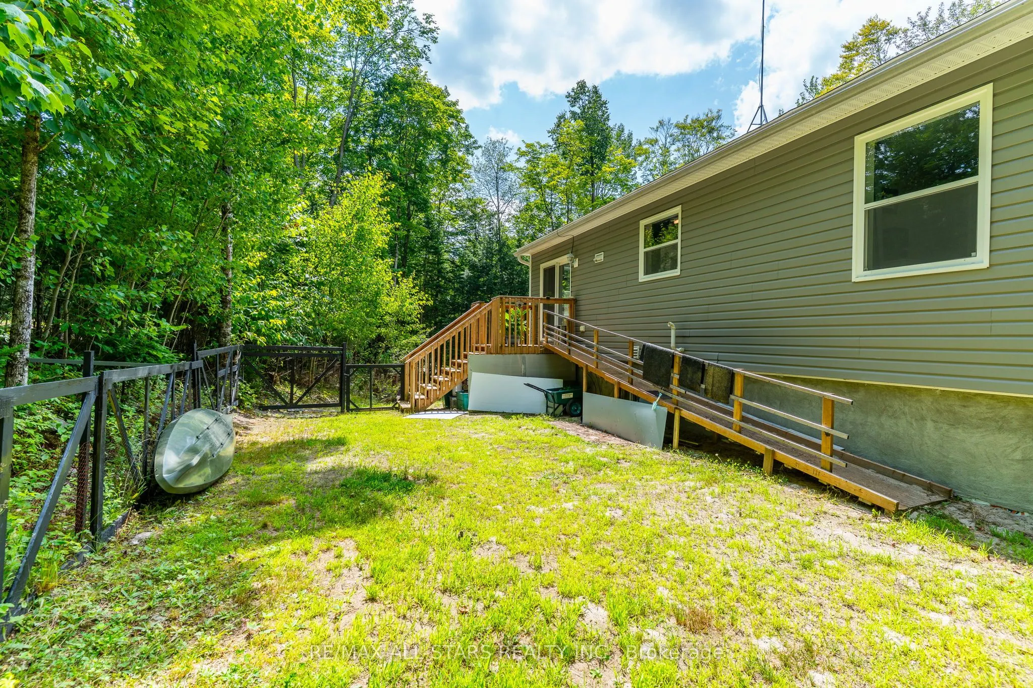 1089 Tattersal Road