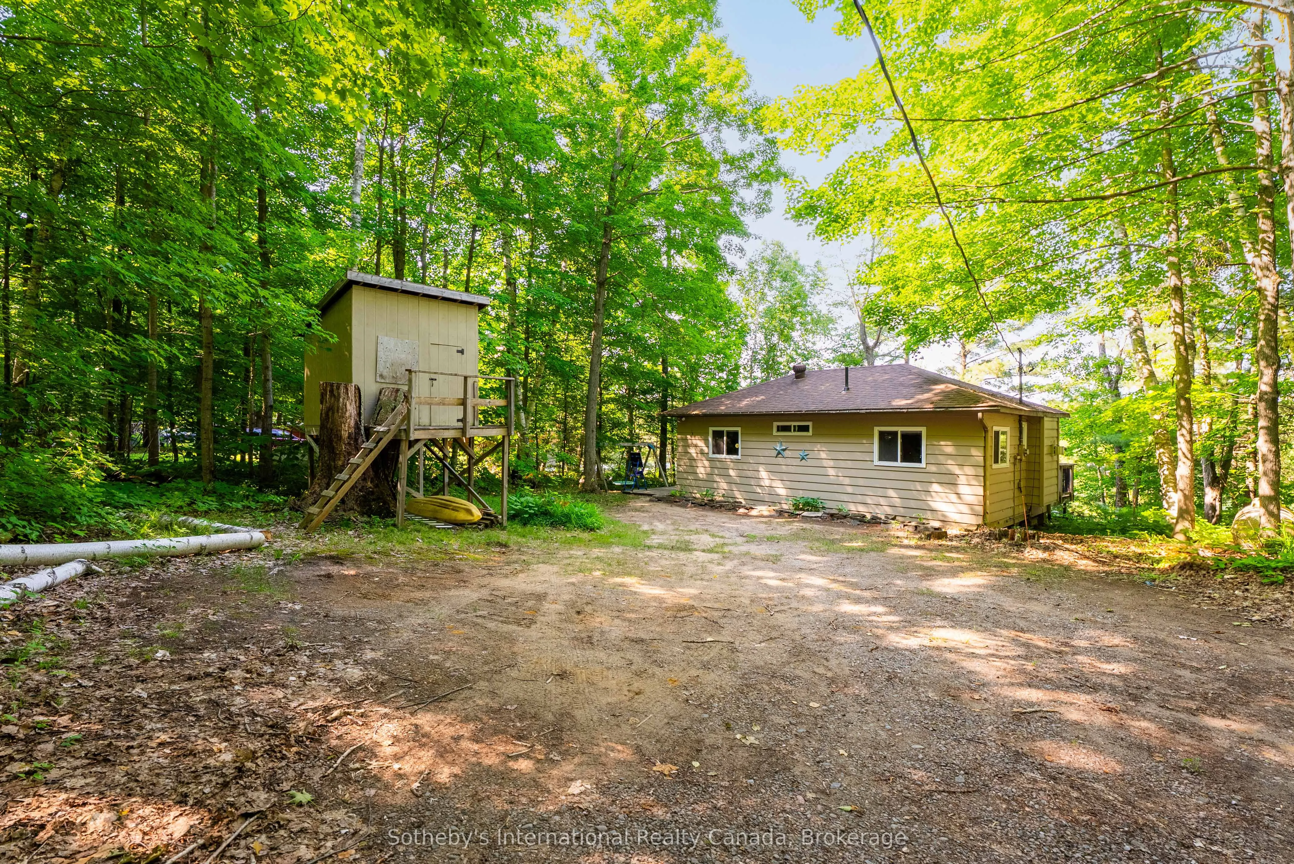 1022 Summit Road
