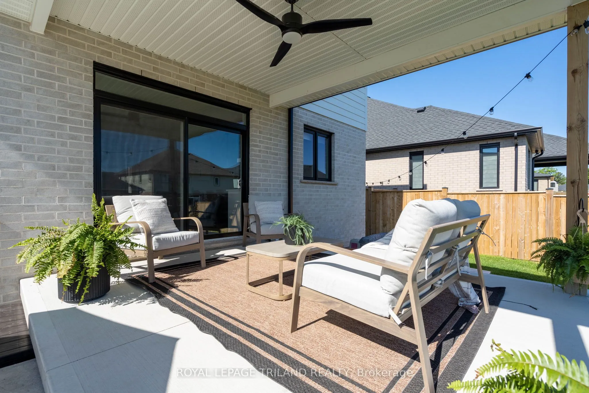 28 Hazelwood Passage