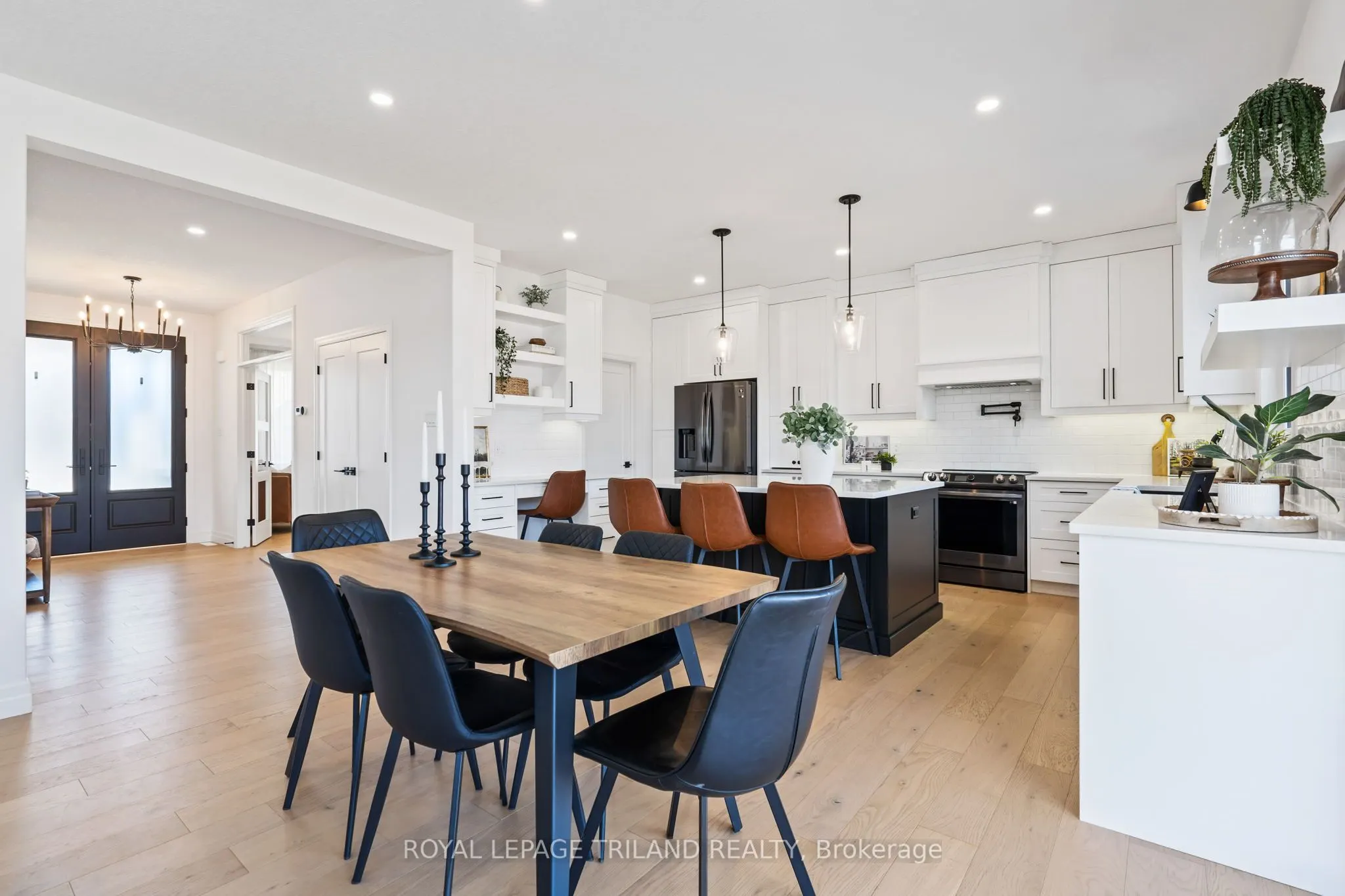 28 Hazelwood Passage