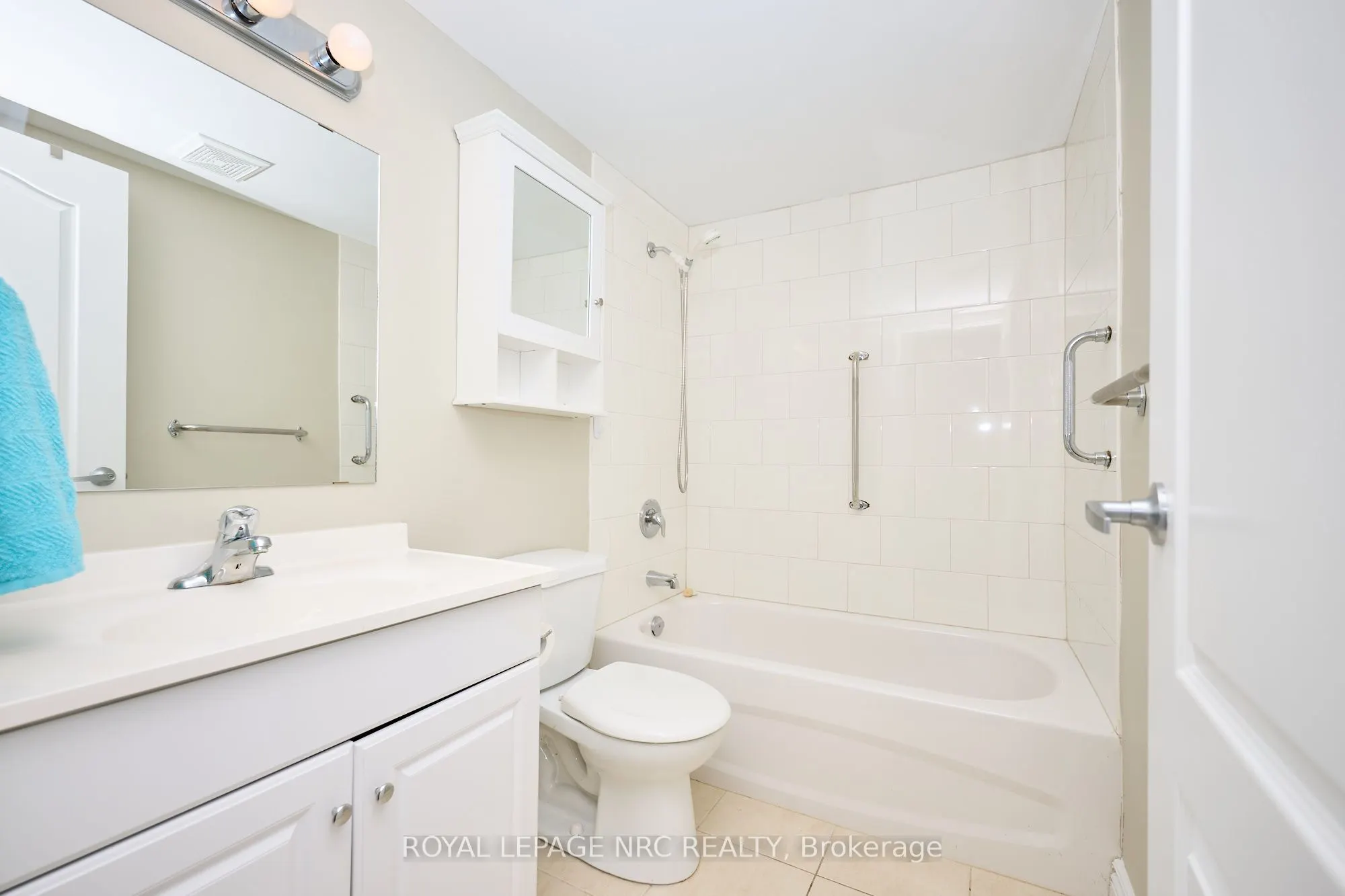 6400 HUGGINS Street, #607