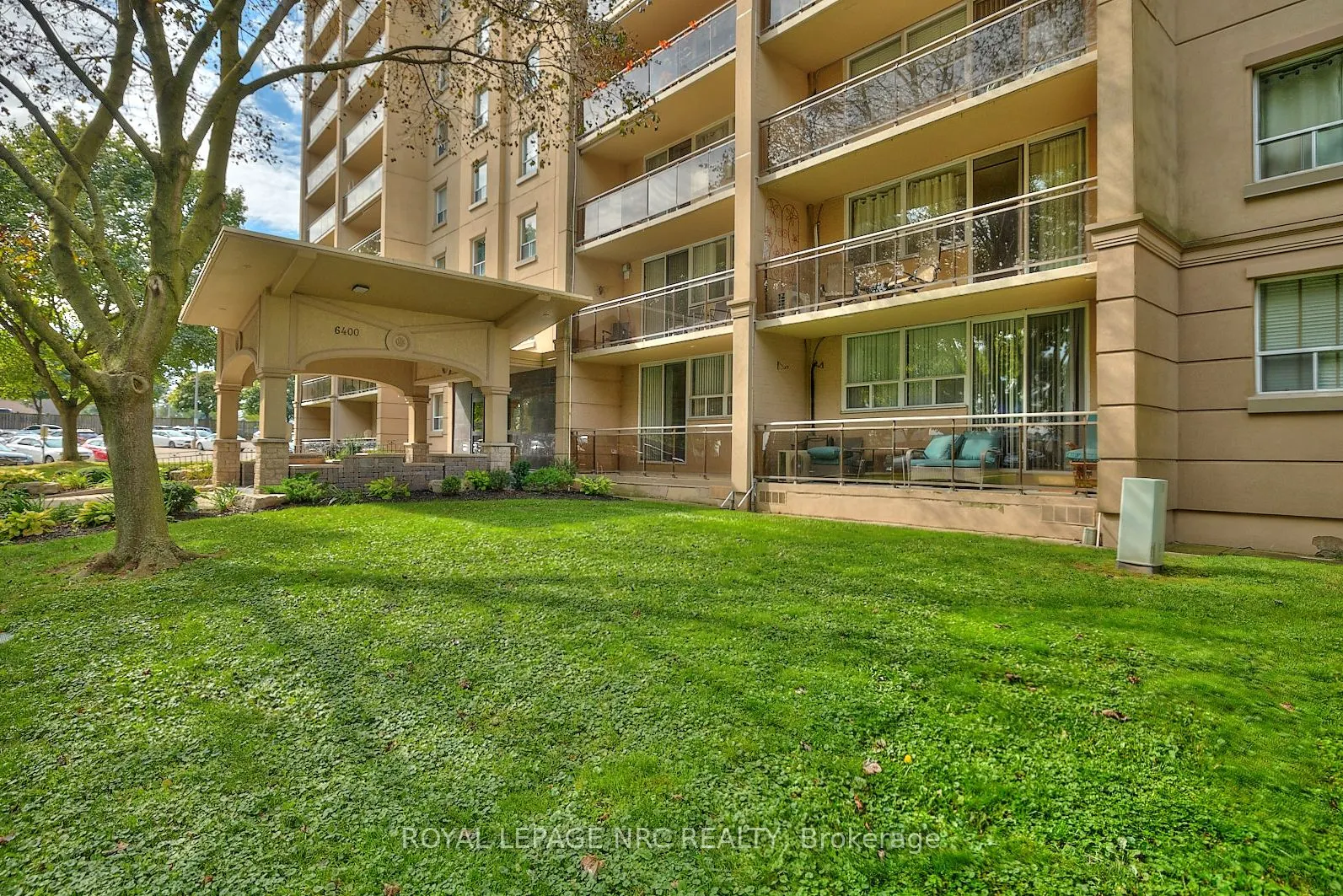 6400 HUGGINS Street, #607