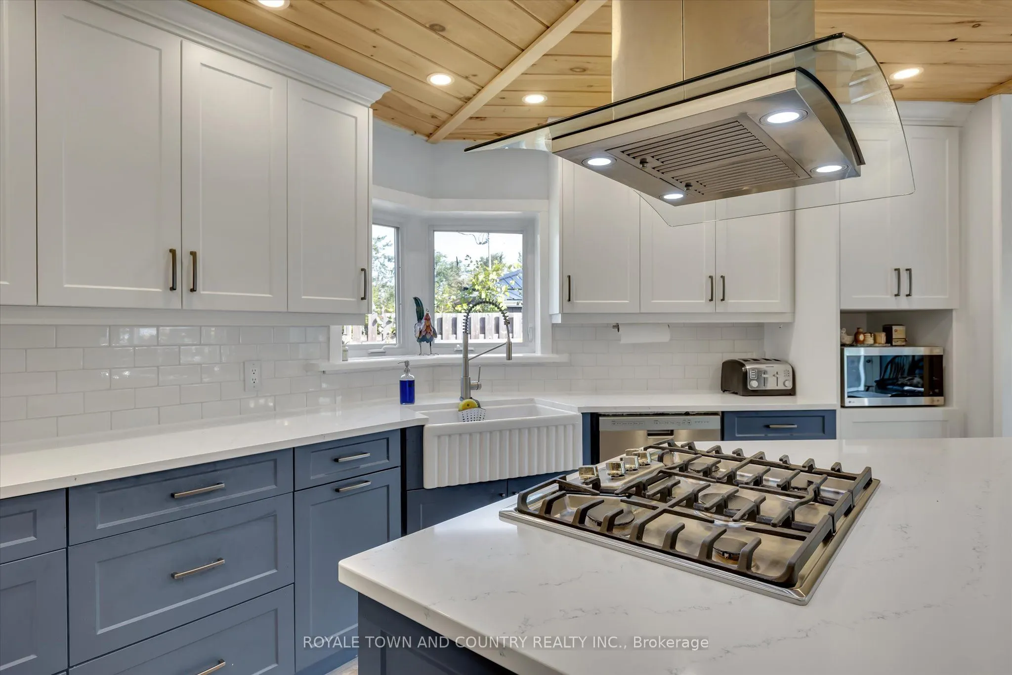 2 SACKITT Road