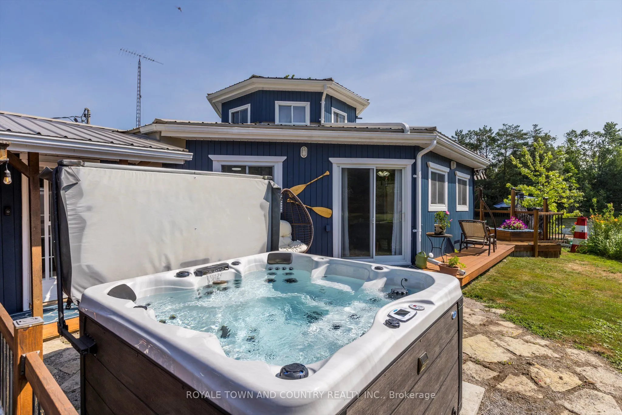 2 SACKITT Road