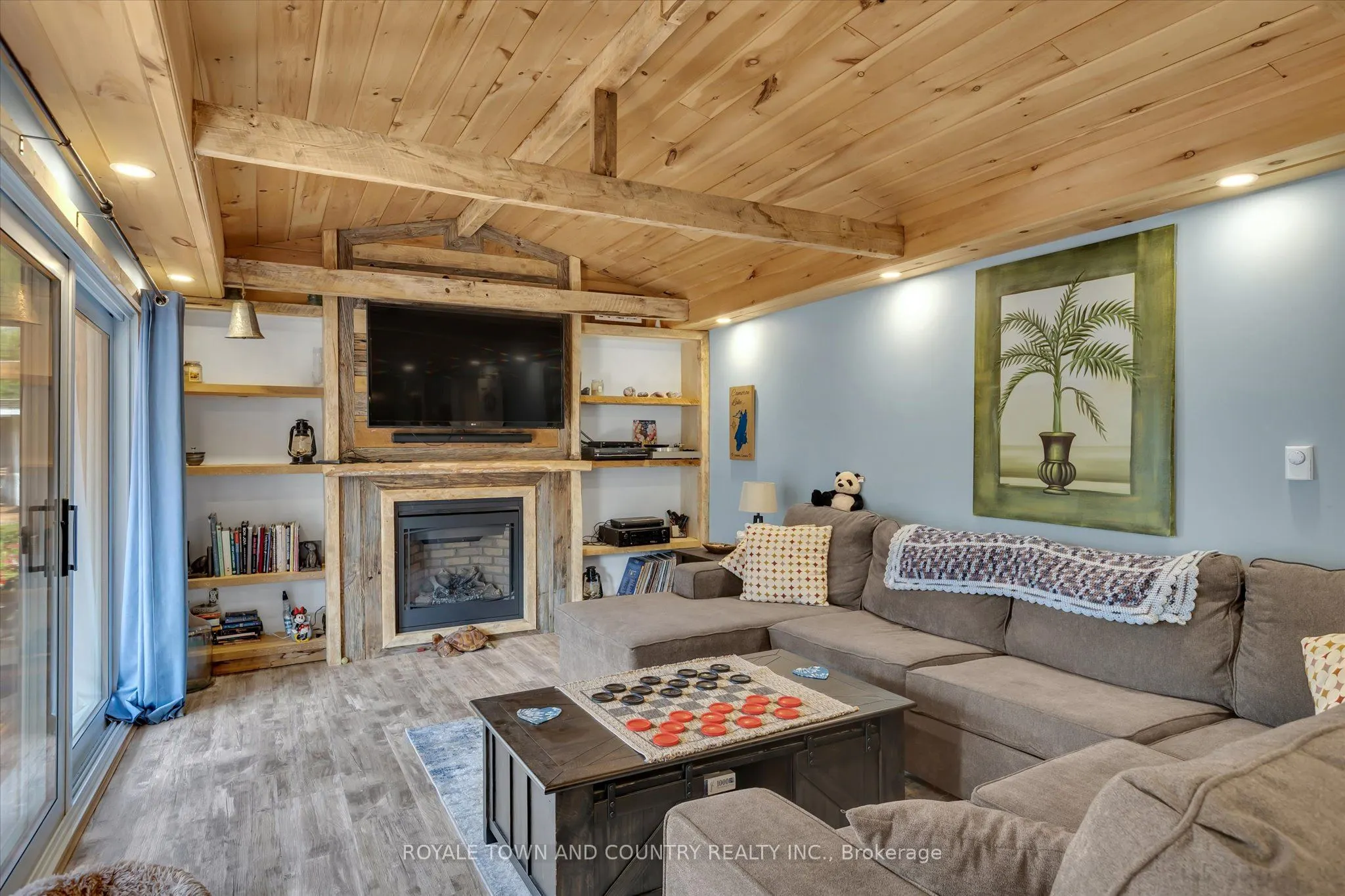2 SACKITT Road