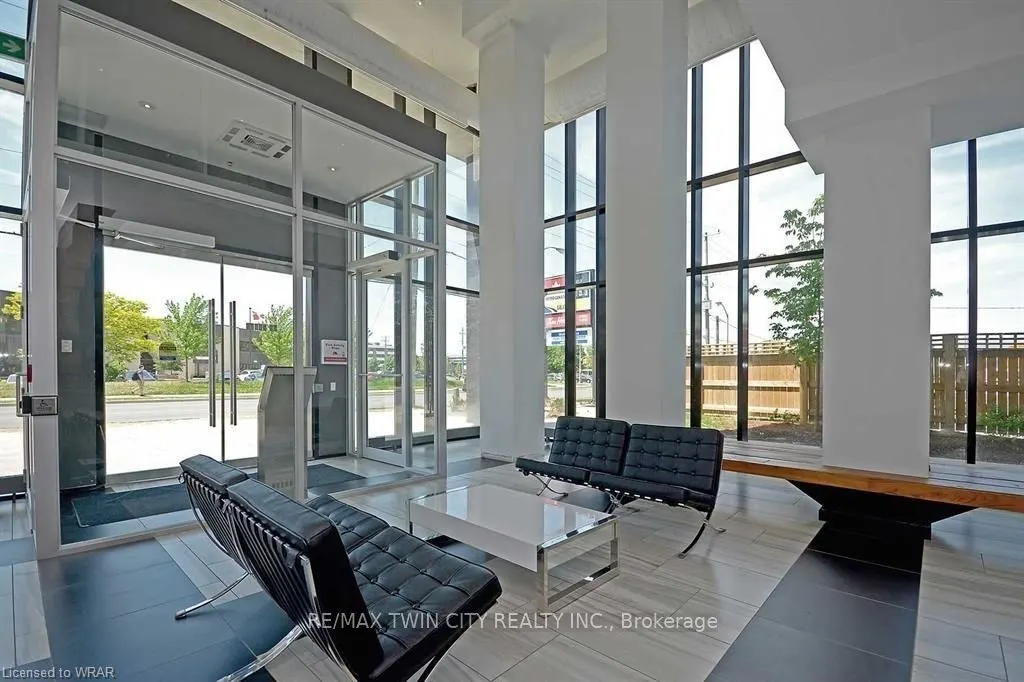 330 Phillip Street, #S2505