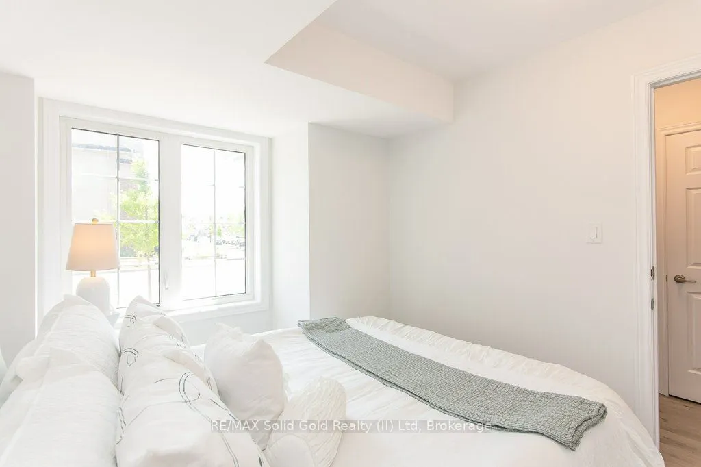 386 Linden Drive, #386