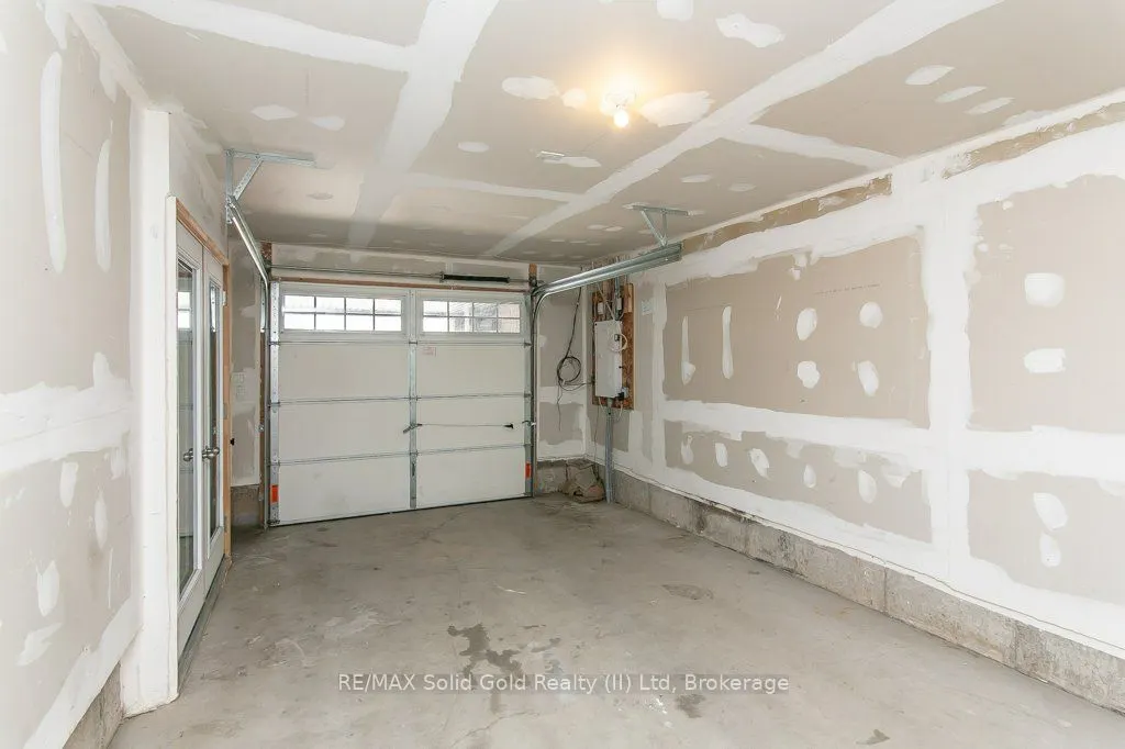 386 Linden Drive, #386
